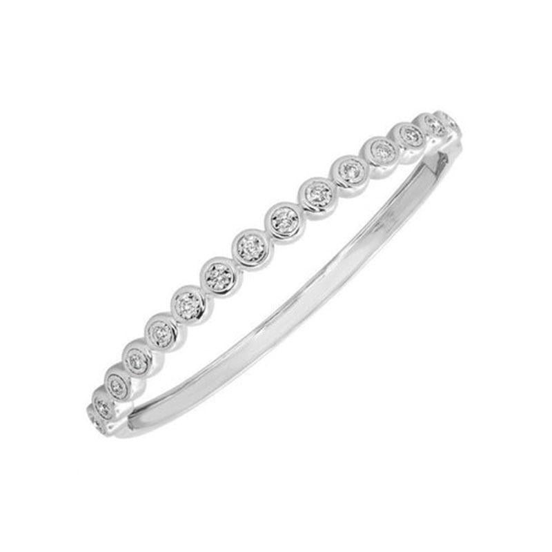 This stunning bracelet, crafted in 14K yellow gold, showcases the brilliance of full-cut natural diamonds. With a total weight of 8.66 grams and adorned with 24 diamonds totaling 0.55 carats, this piece exudes elegance and sophistication, making it