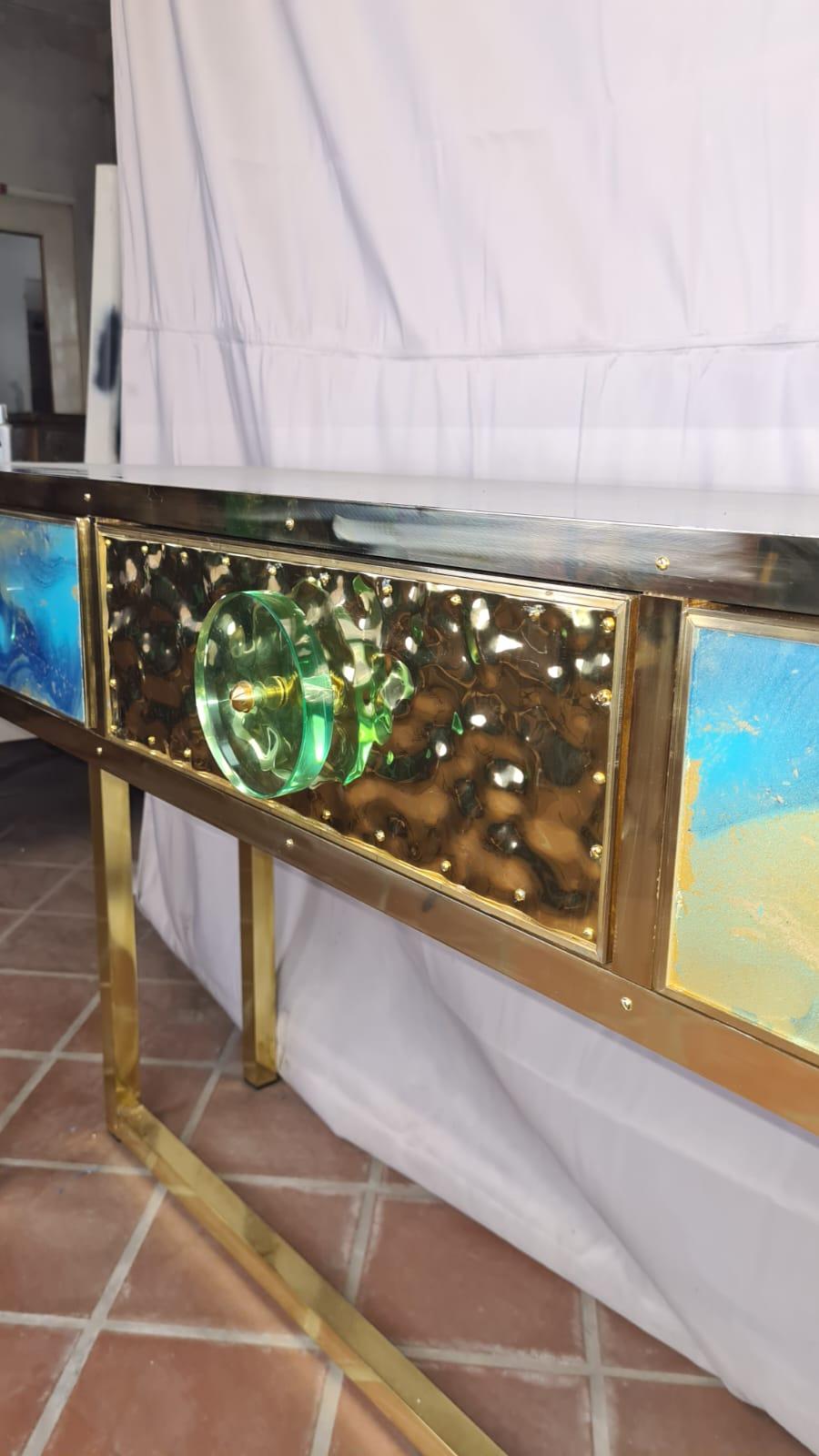 Fait main Table console moderne en verre de Murano bleu et or avec 3 tiroirs disponibles  en vente