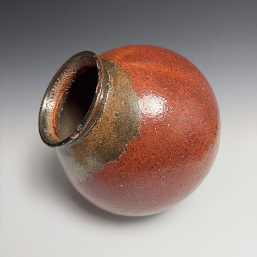 Shino Glazed Moon Jar by Jason Fox im Angebot 8