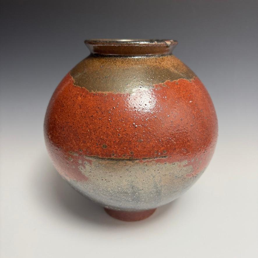 Shino Glazed Moon Jar by Jason Fox (Gebrannt) im Angebot