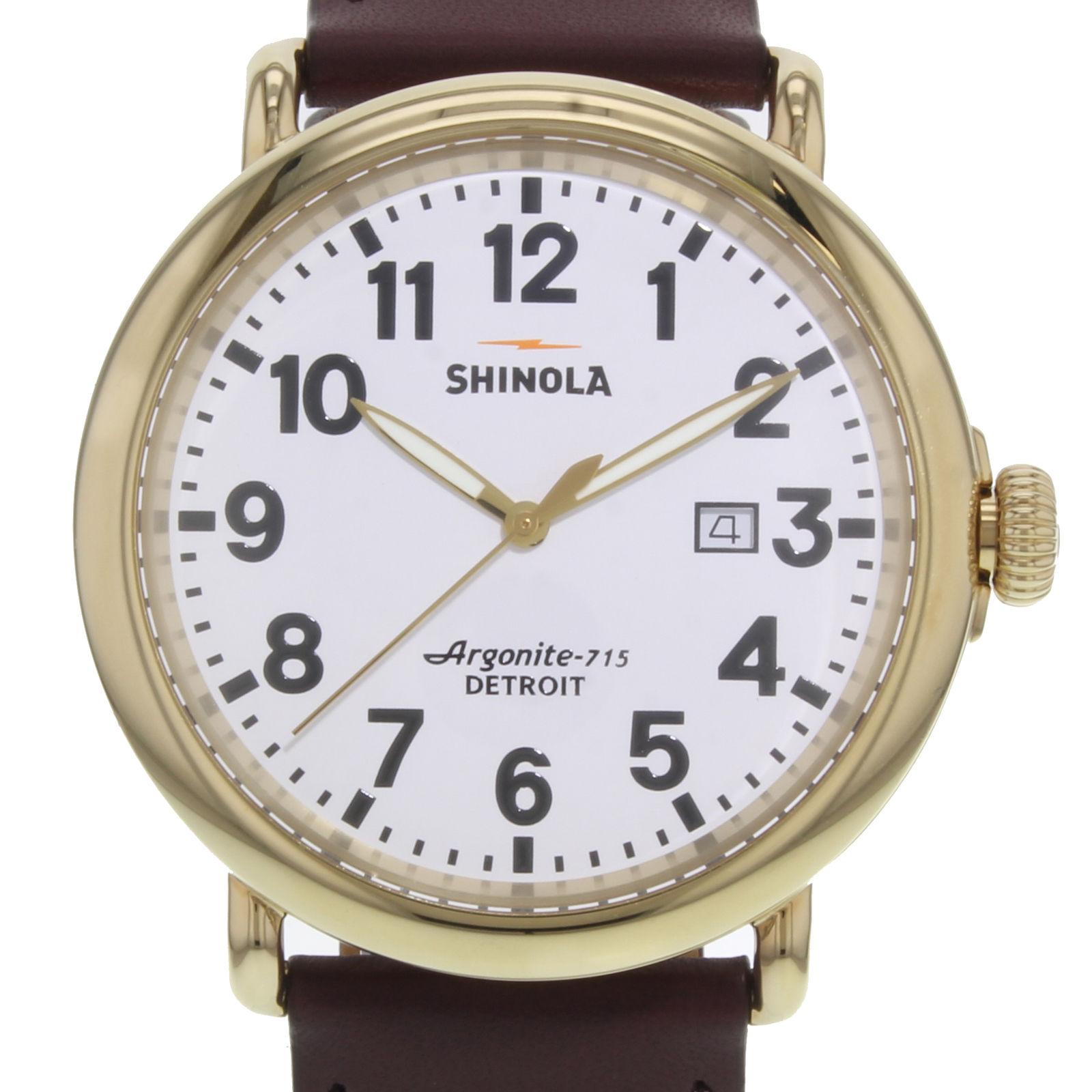 (18247)
This pre-owned Shinola Runwell S0120001118 is a beautiful men's timepiece that is powered by a quartz movement which is cased in a stainless steel case. It has a round shape face, date dial and has hand arabic numerals style markers. It is