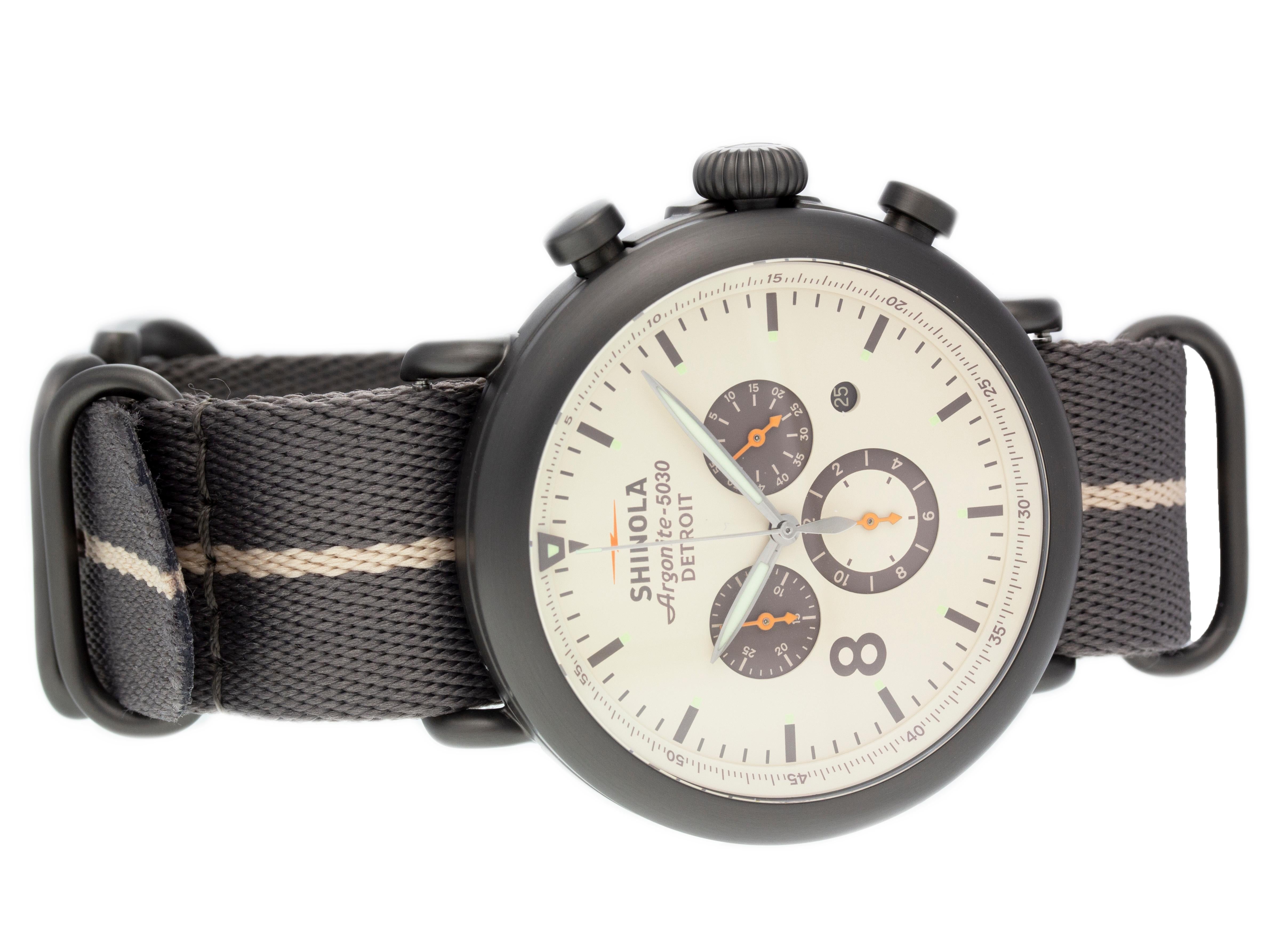 Shinola The Runwell 10000145 In Excellent Condition For Sale In Willow Grove, PA