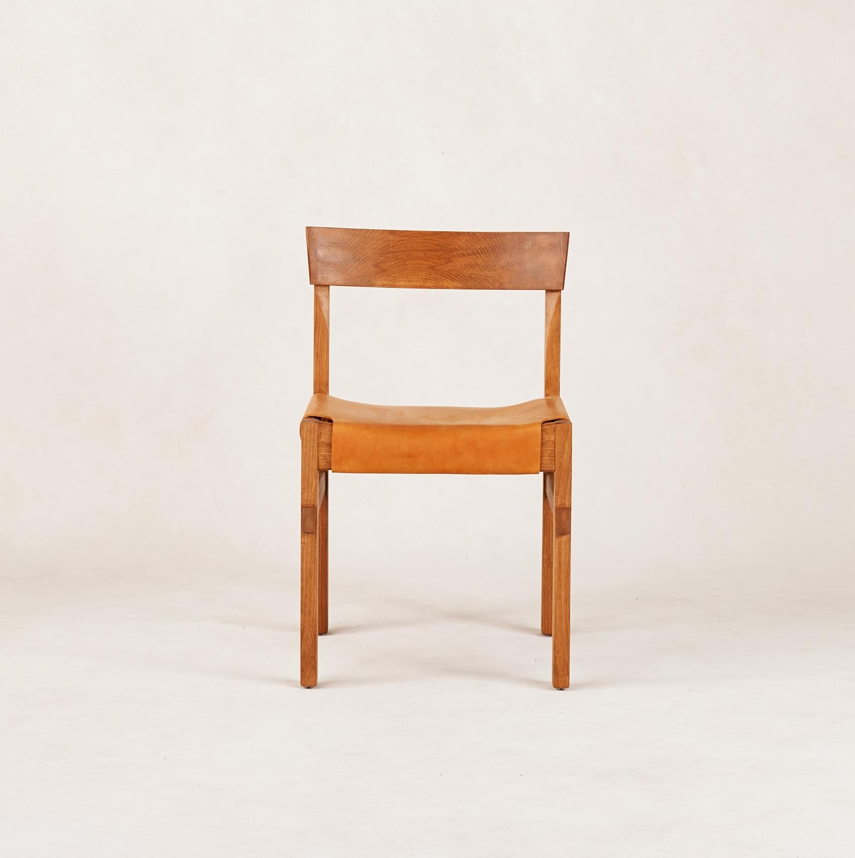 The Shinto Dining Chair was designed as an ode to the traditional Japanese Torii Gate found at the entrances of Shinto shrines. The chair invites you to pause, find peace in the moment and come together with friends and family around the dining