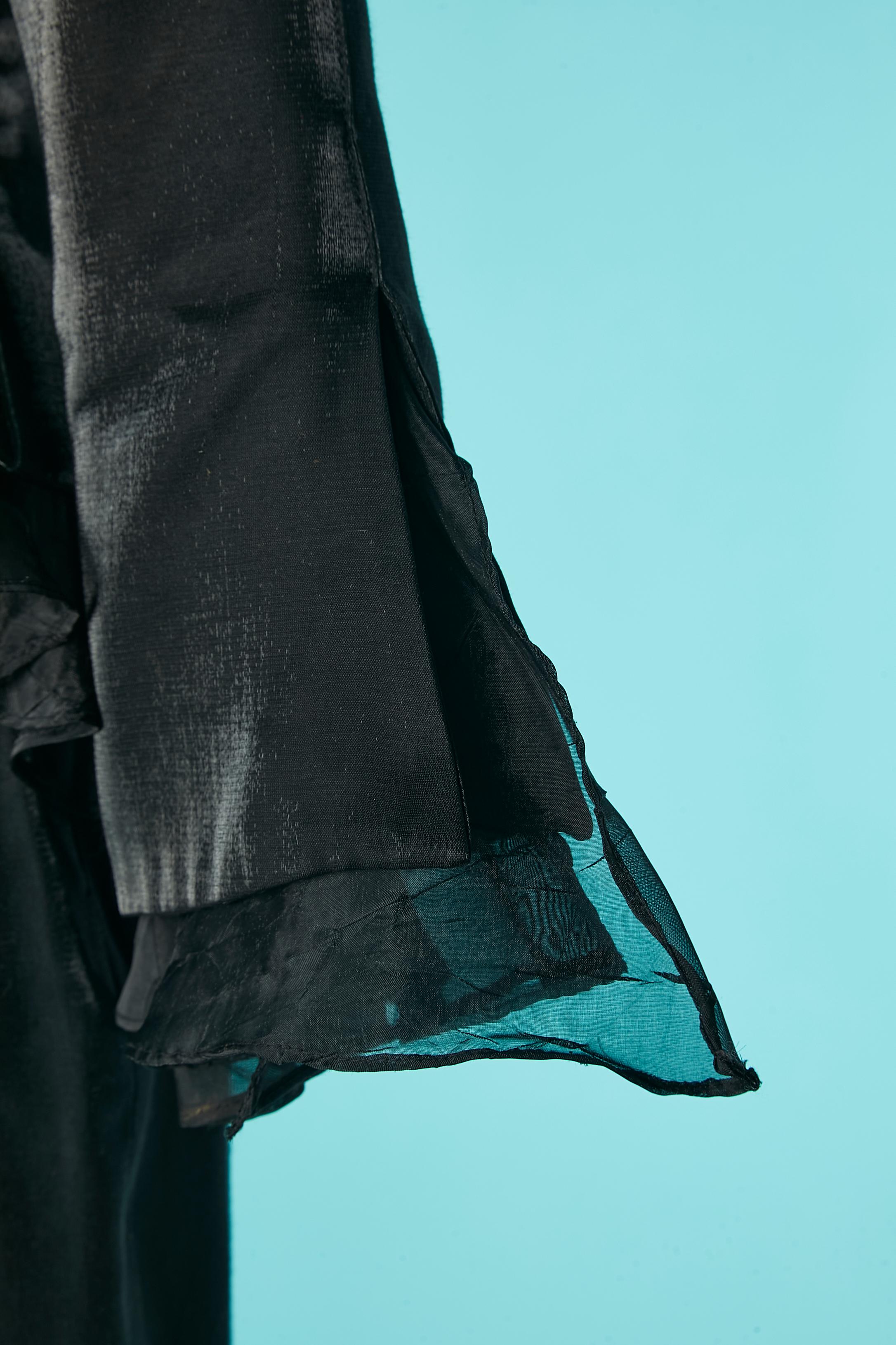 Schwarzer glänzender Abendrock -suit mit asymmetrischem Rock Mackie von Bob Mackie  im Angebot 1