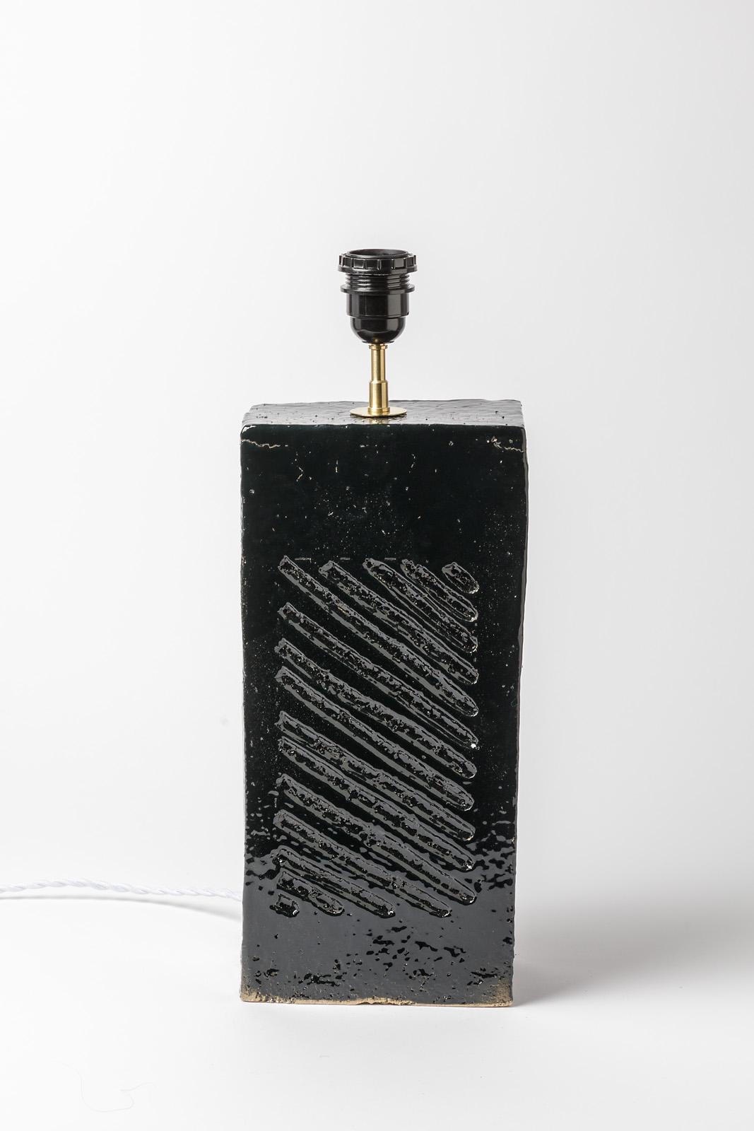 Glänzende schwarze Steingut-Tischlampe aus Keramik, handgefertigt, 1980, Beleuchtung im Zustand „Hervorragend“ im Angebot in Neuilly-en- sancerre, FR