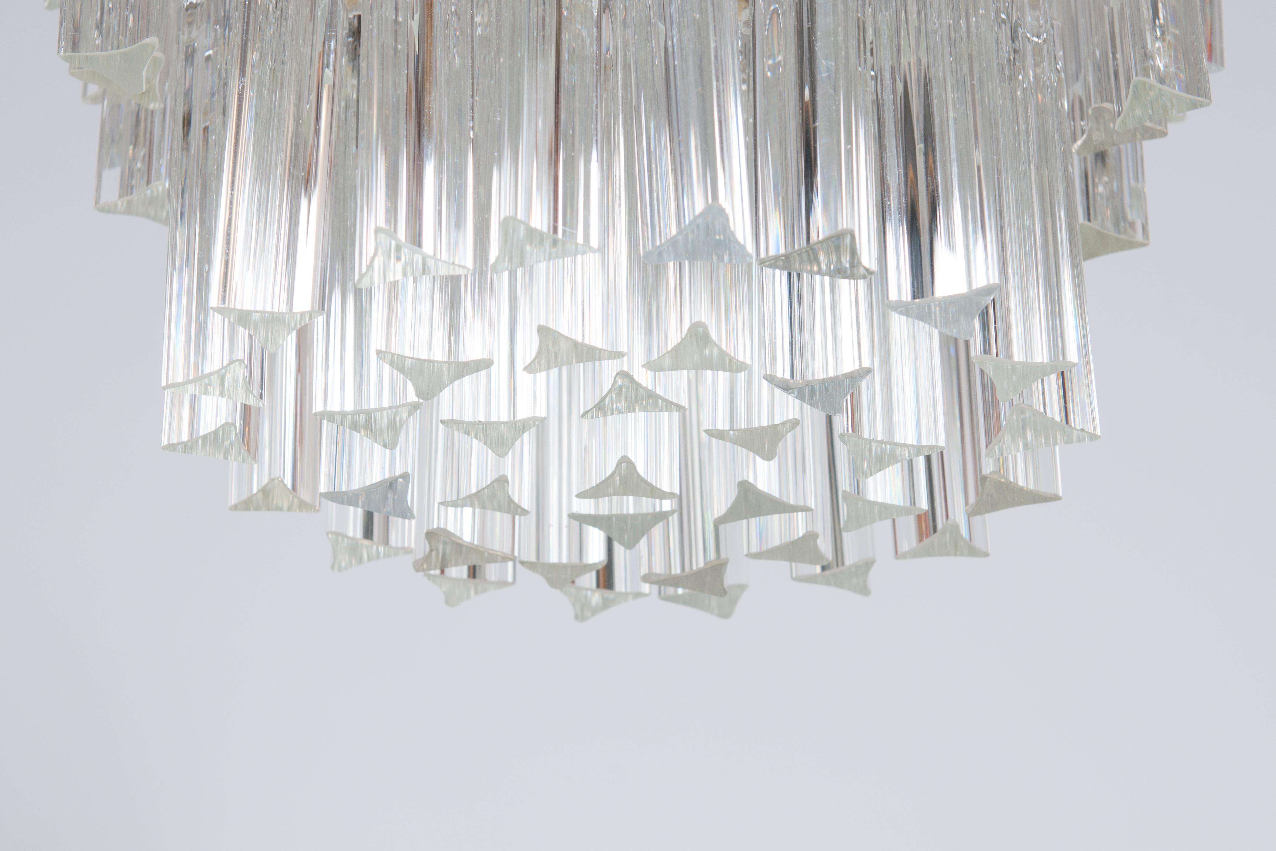 Italian Shiny Camer Murano Glass Chandelier Clear color Trihedrons 1960s Italy For Sale