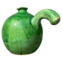 Vase bouteille en céramique vert émeraude brillant, années 1950