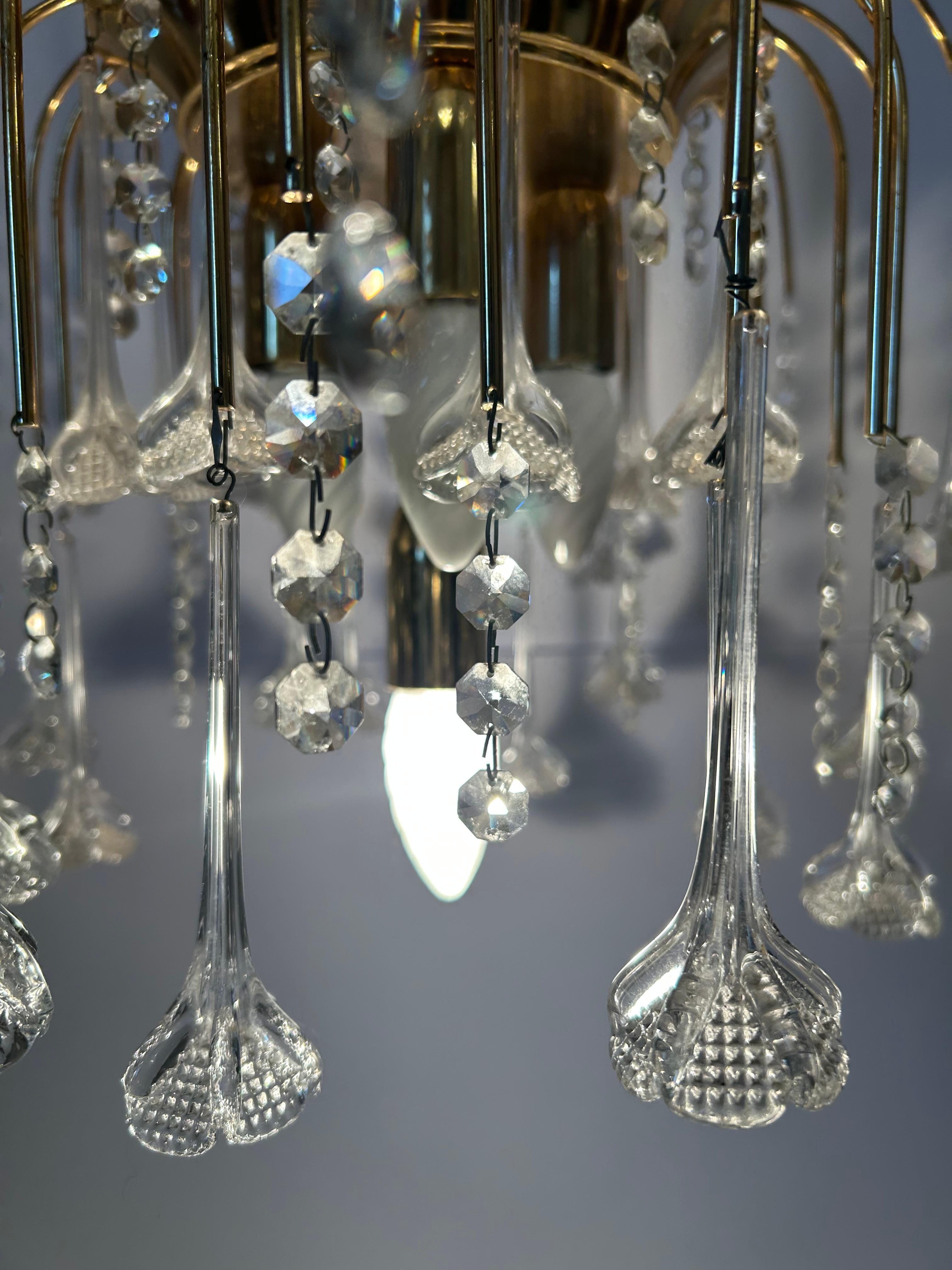 Métal Feu d'artifice de fleurs brillantes, lustre de Murano, années 1980 en vente
