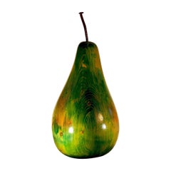 Shiny Green Pear