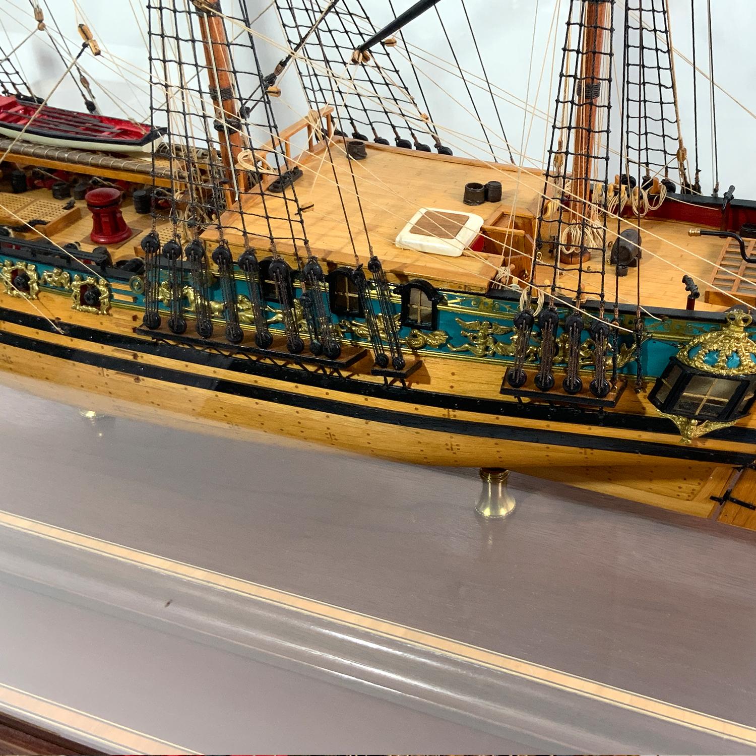 Modèle de bateau Caroline, le Royal Yacht de George II et George III en vente 8