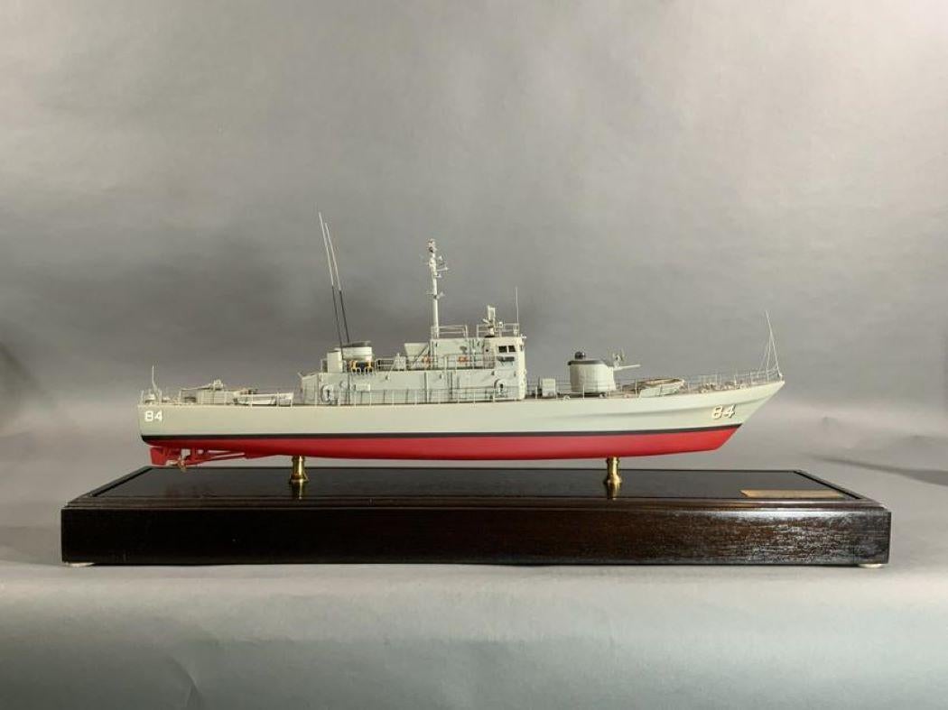 Ship Model Of USS Ashville PG-84 In Excellent Condition For Sale In Norwell, MA