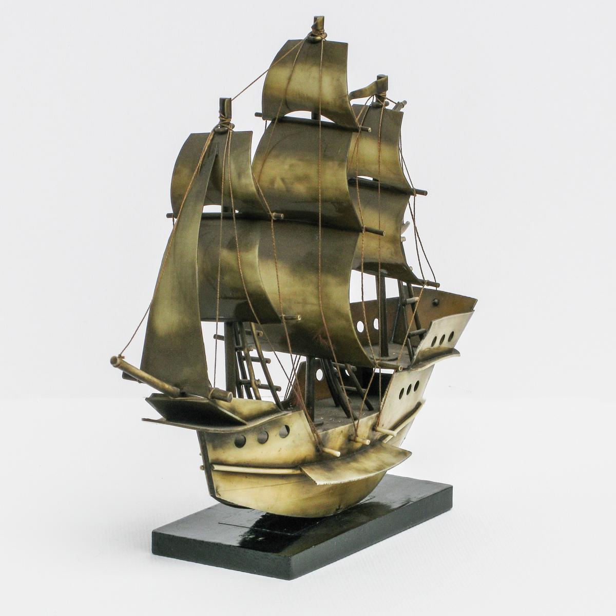 Hand-Crafted Ship Models: ON OFFER For Sale