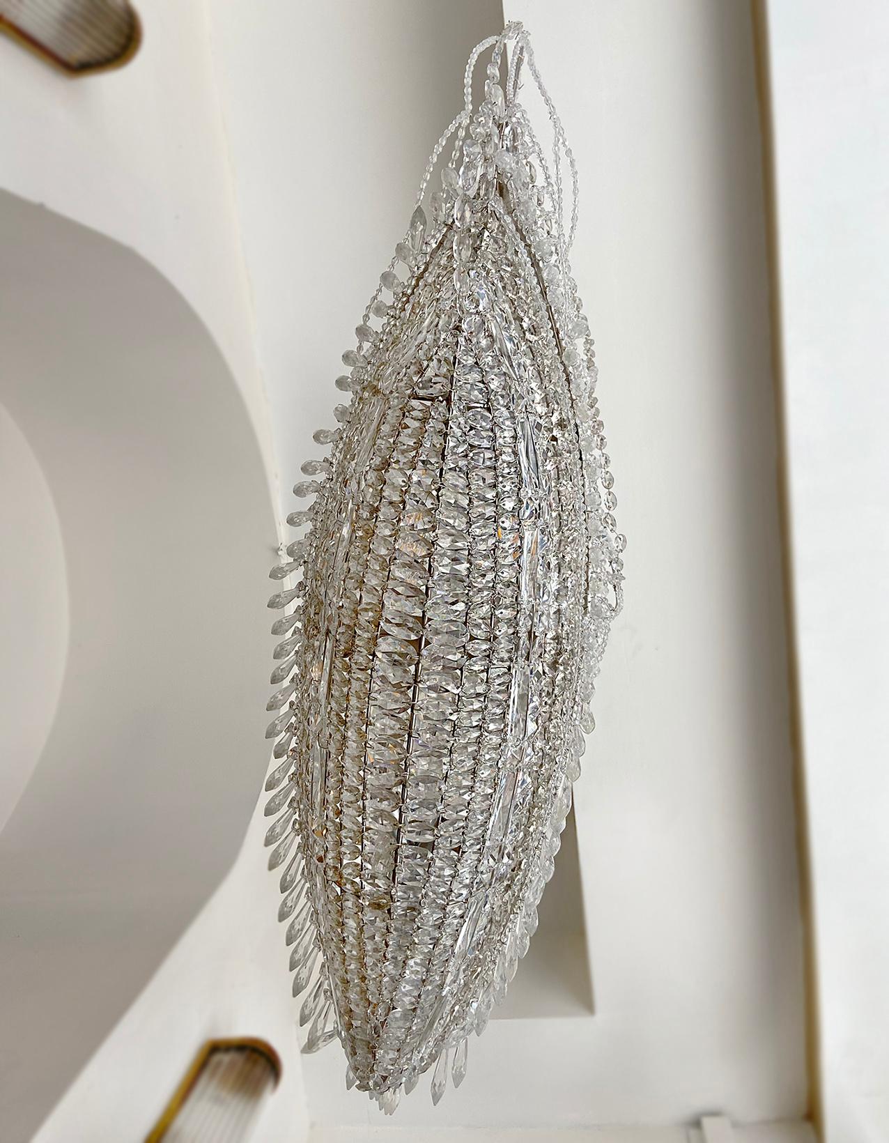 Ship-Shaped Crystal Chandelier 3