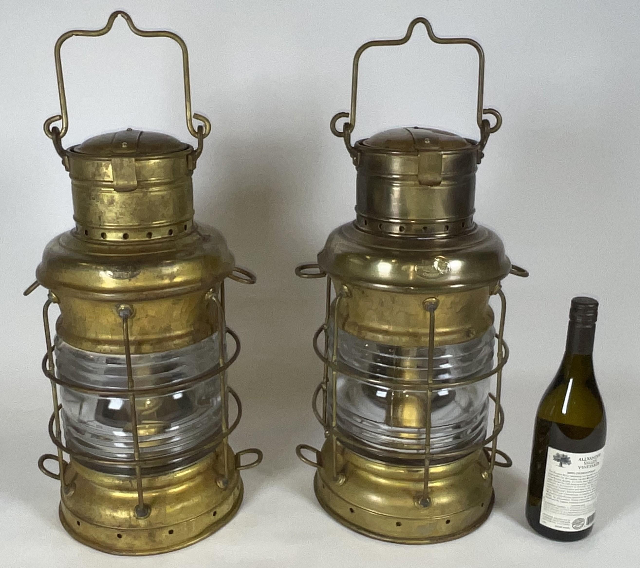 Lanterne Anchor Lamps di Perkins Marine Lamp Company In condizioni buone in vendita a Norwell, MA