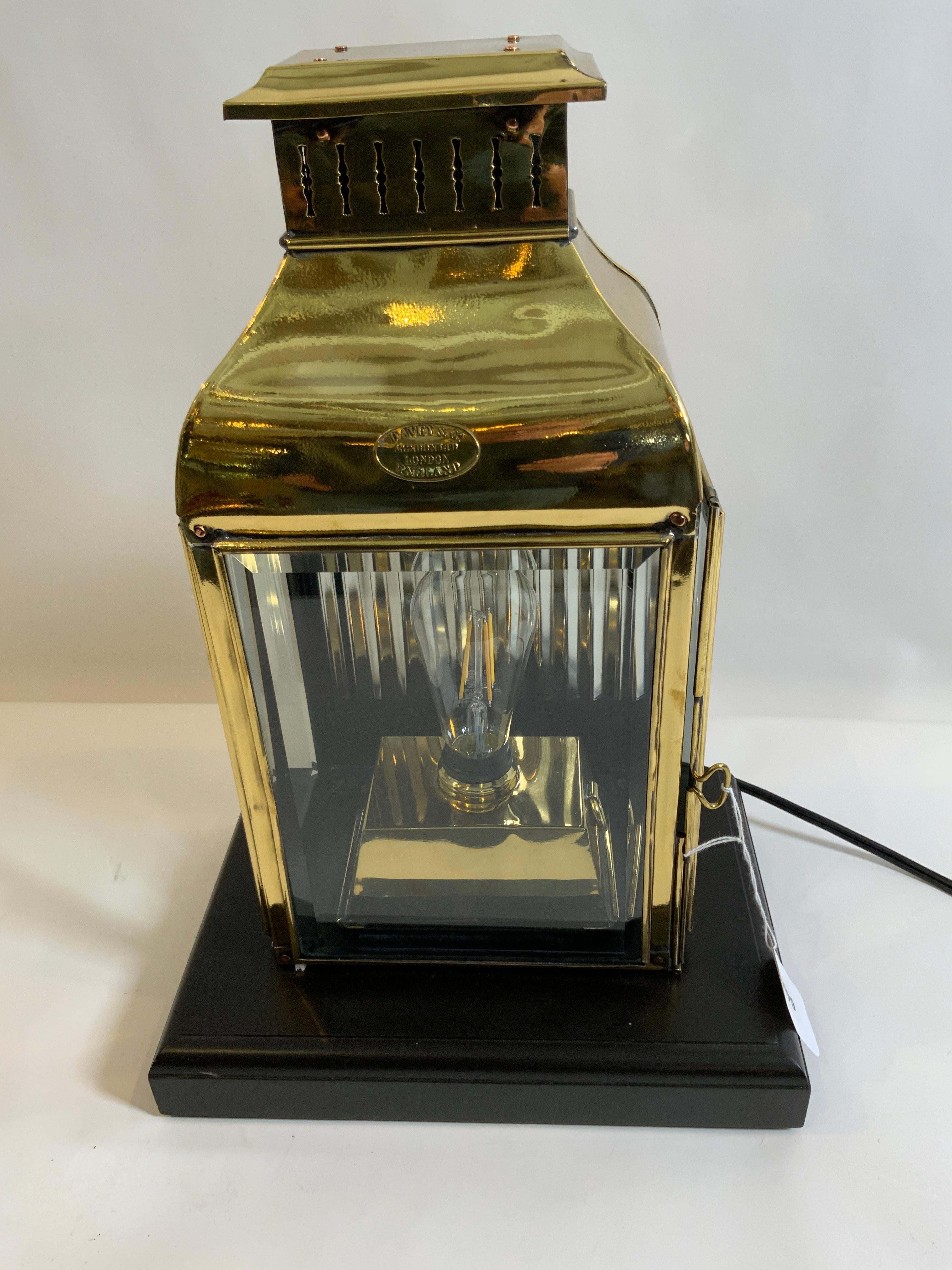 Lanterne de cabine de bateau par Davey of London en vente 2
