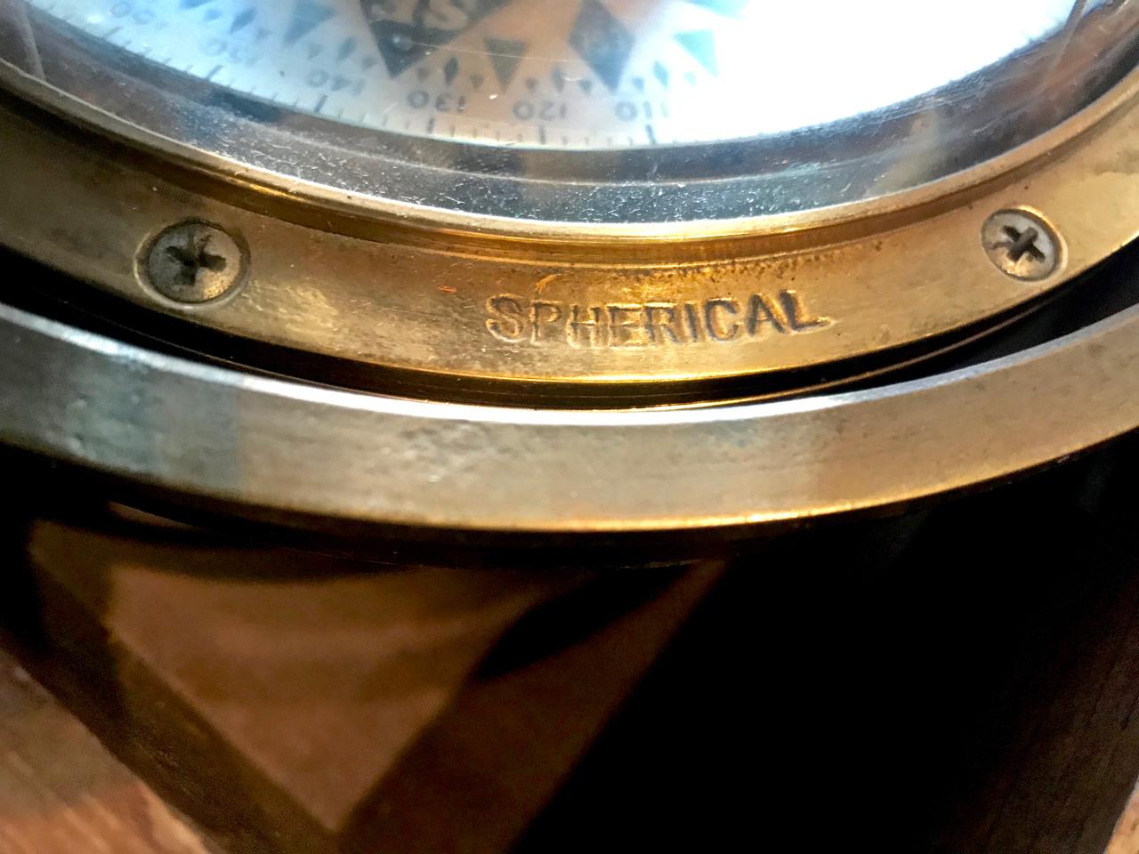 Ship's Compass In Good Condition In Pasadena, CA
