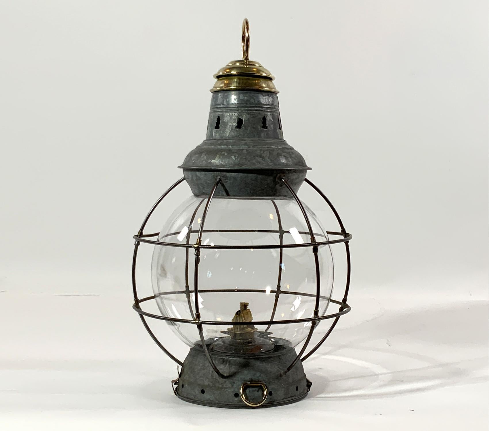 Ships Lantern with Clear Glass Onion Globe In Good Condition In Norwell, MA