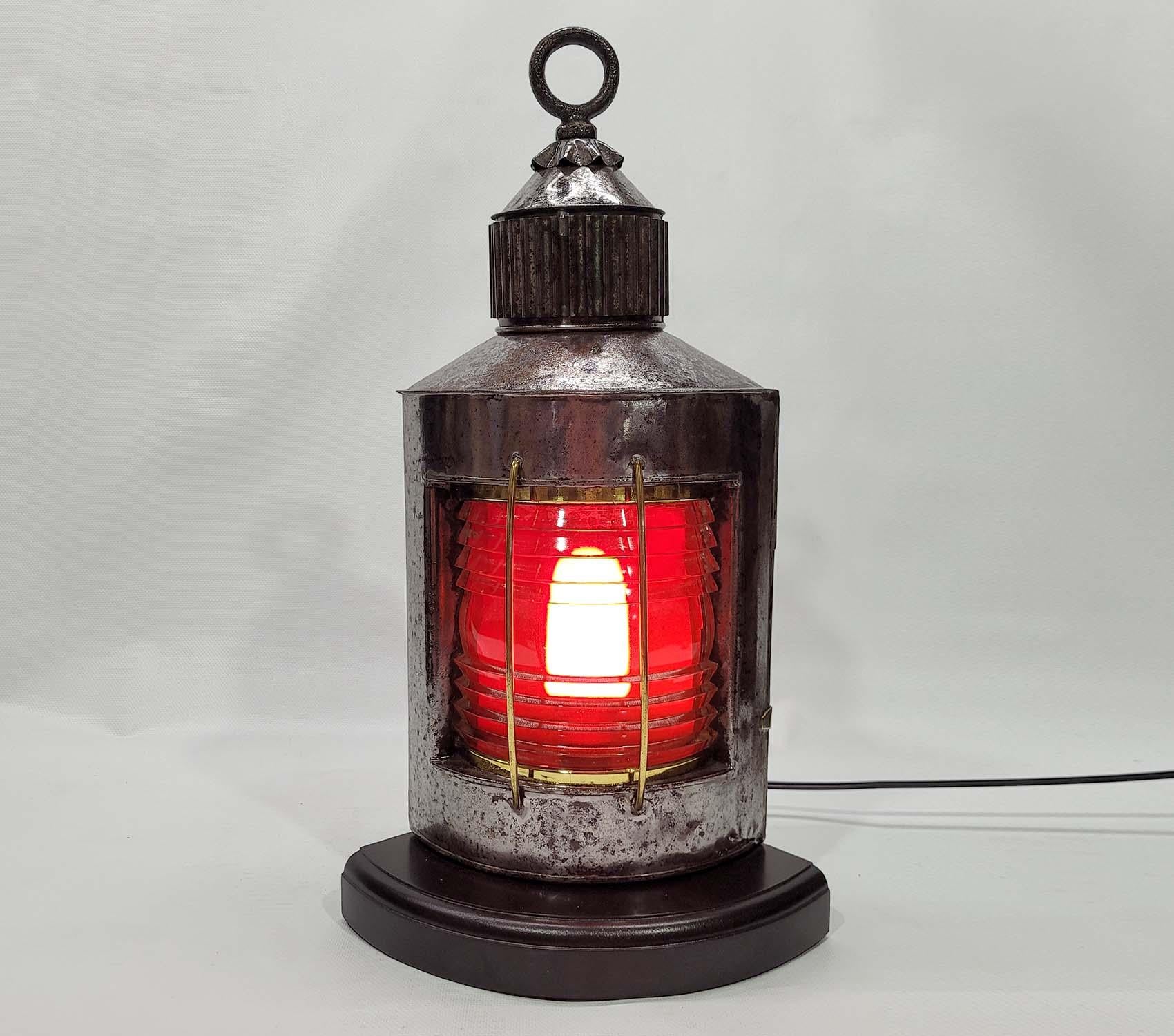 Ships Port Lantern by Peter Gray of Boston In Good Condition For Sale In Norwell, MA