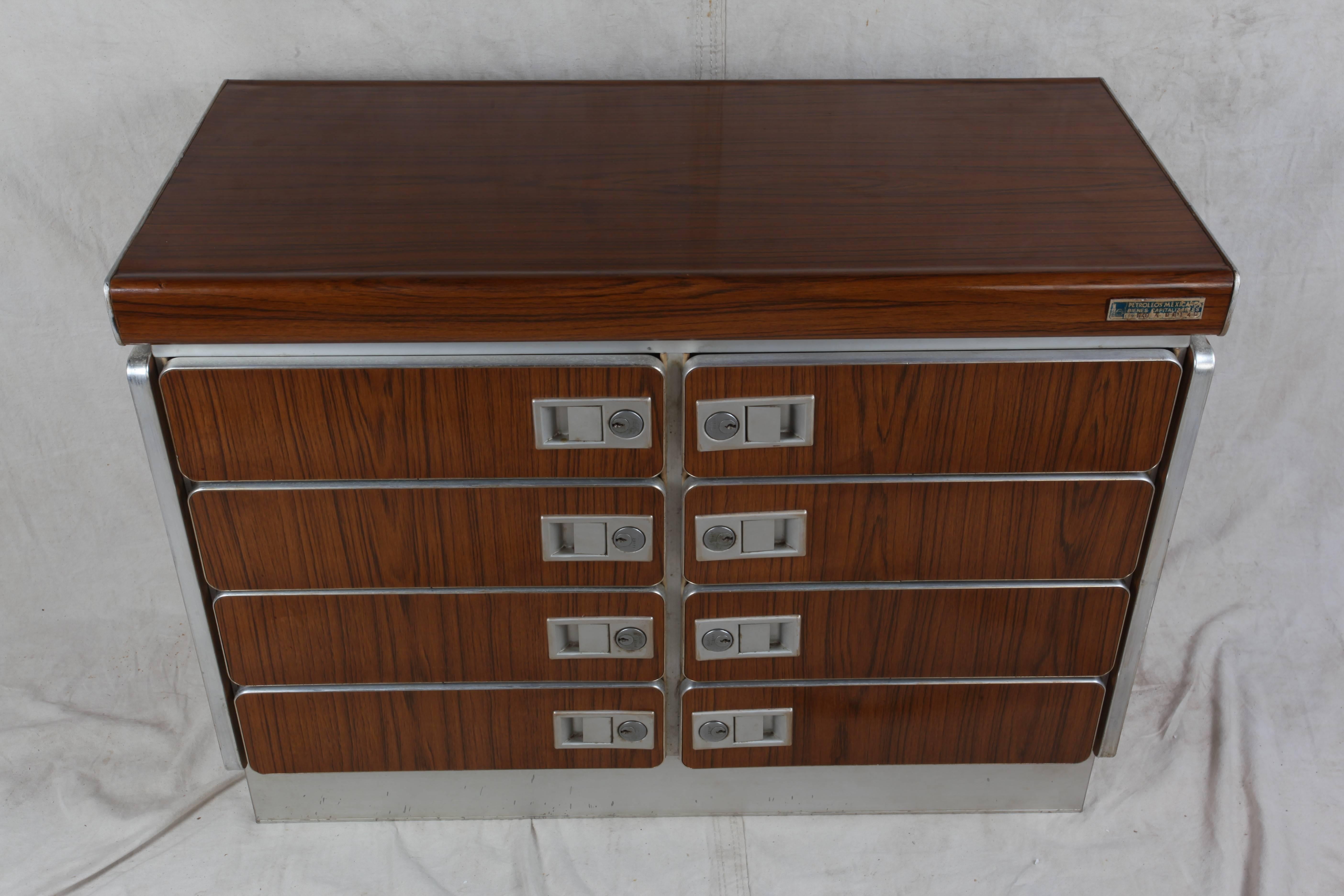 Ship's Stateroom Chest, Midcentury In Excellent Condition In Nantucket, MA