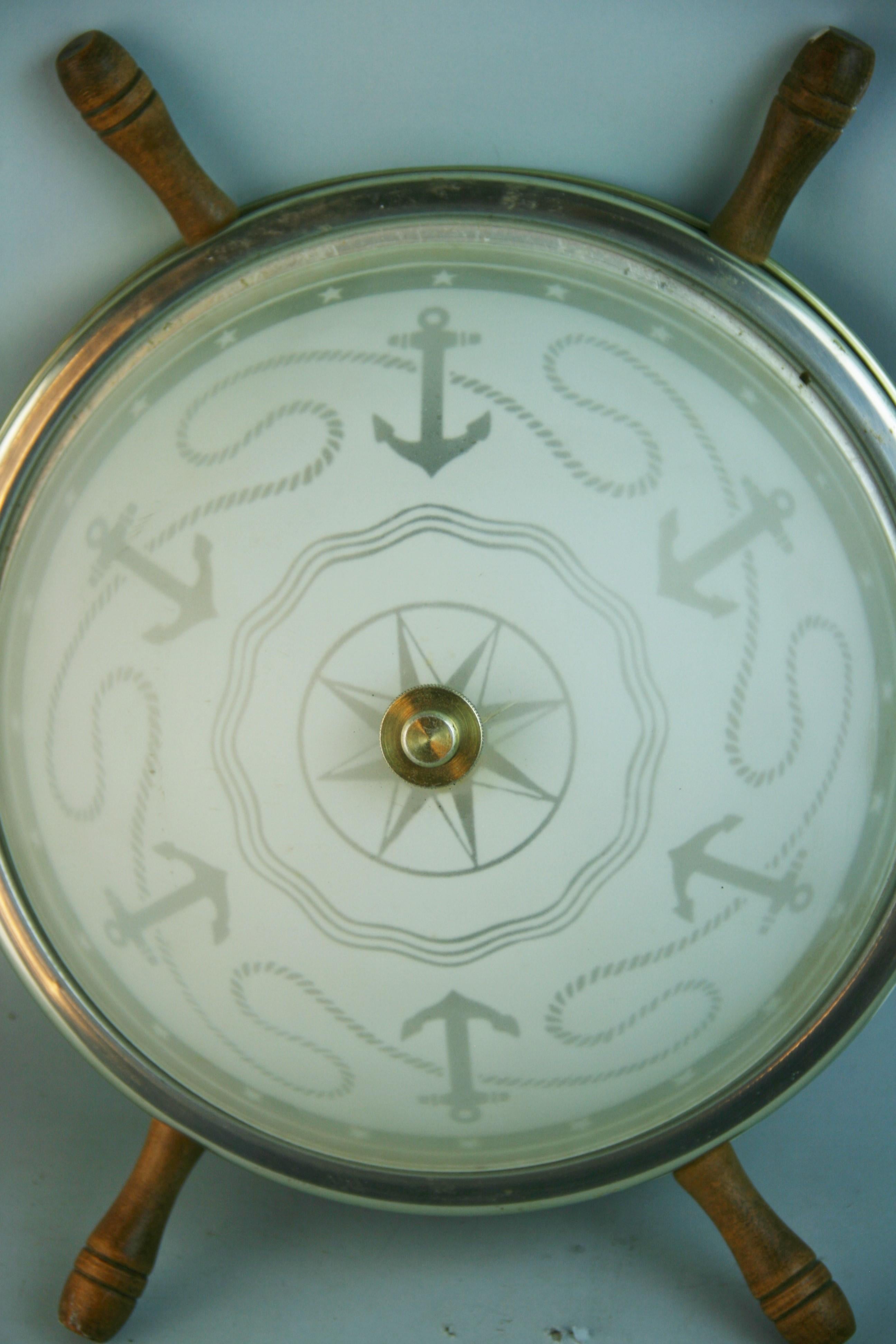 Ships Wheel Nautical Flush Mount In Good Condition For Sale In Douglas Manor, NY
