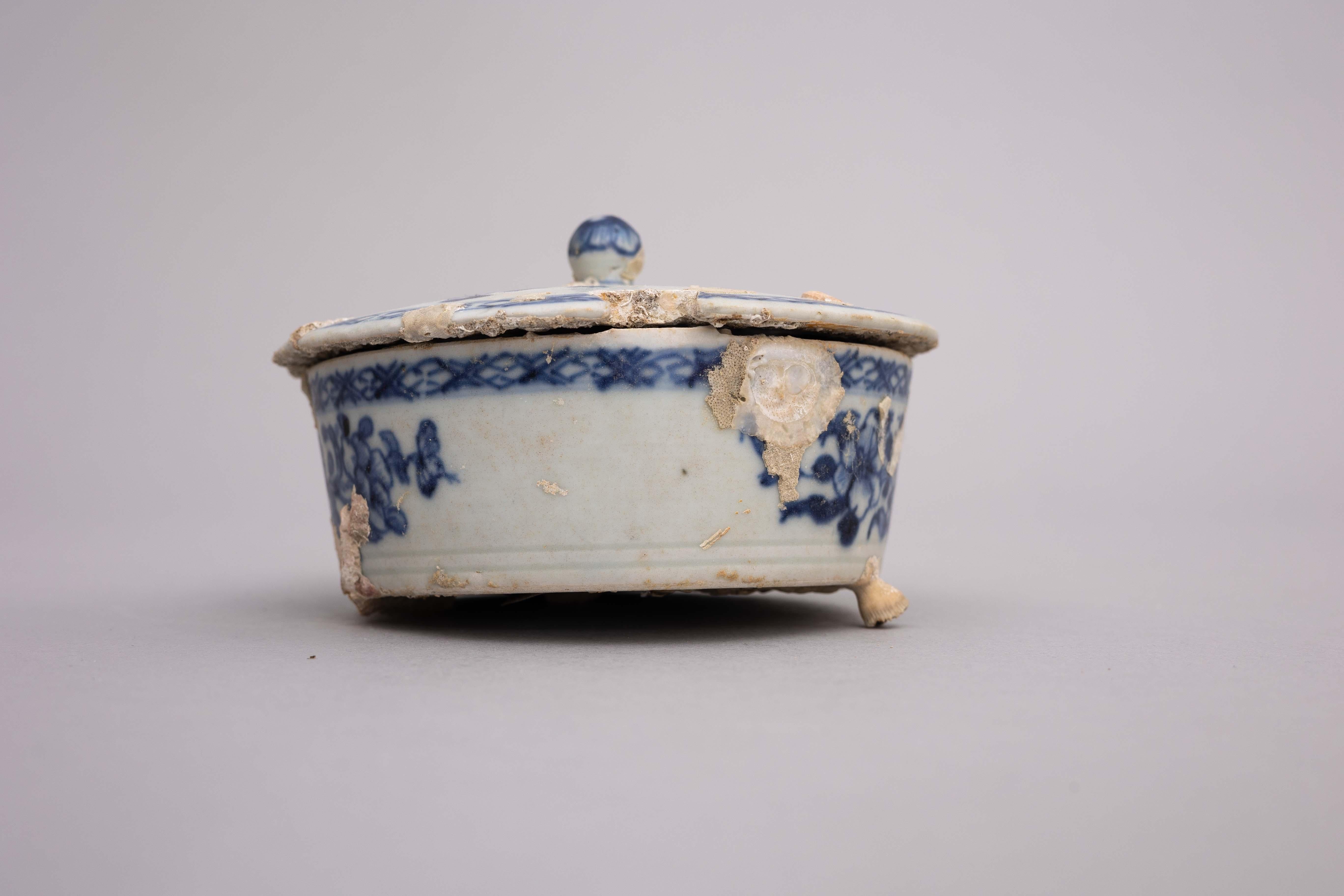 Shipwrecked 18th Century Blue and White Chinese Porcelain Butter Tub For Sale 1