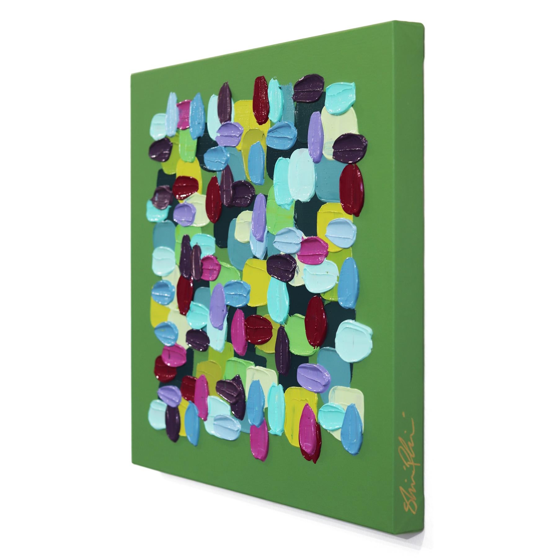 Le opere astratte dell'artista Shiri Phillips sono caratterizzate da pennellate di colori vivaci. I suoi dipinti sono ricchi di texture grazie alla stratificazione di colori acrilici in pennellate fluide. Ispirata dall'ambiente vibrante che ha