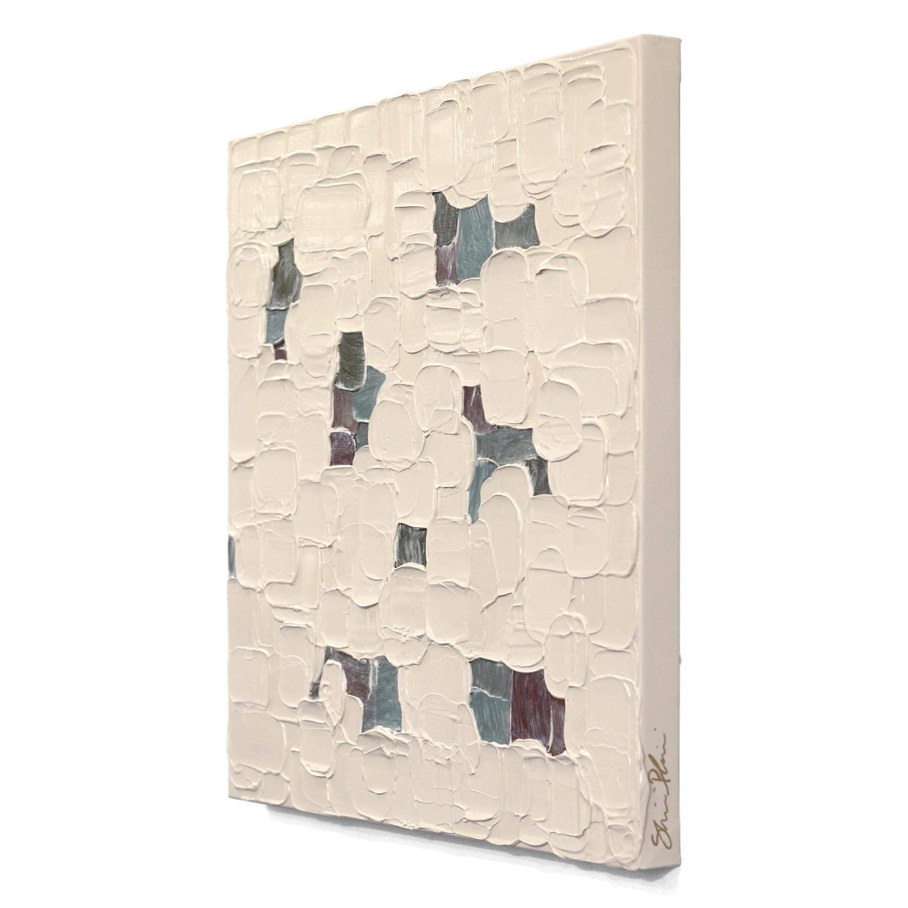 Impasto-painted strokes of bright colors are the framework of artist Shiri Phillips’ abstract artworks. Her paintings are flooded with texture through the layering of acrylic paint in fluent brushstrokes. Inspired by the vibrant surroundings she