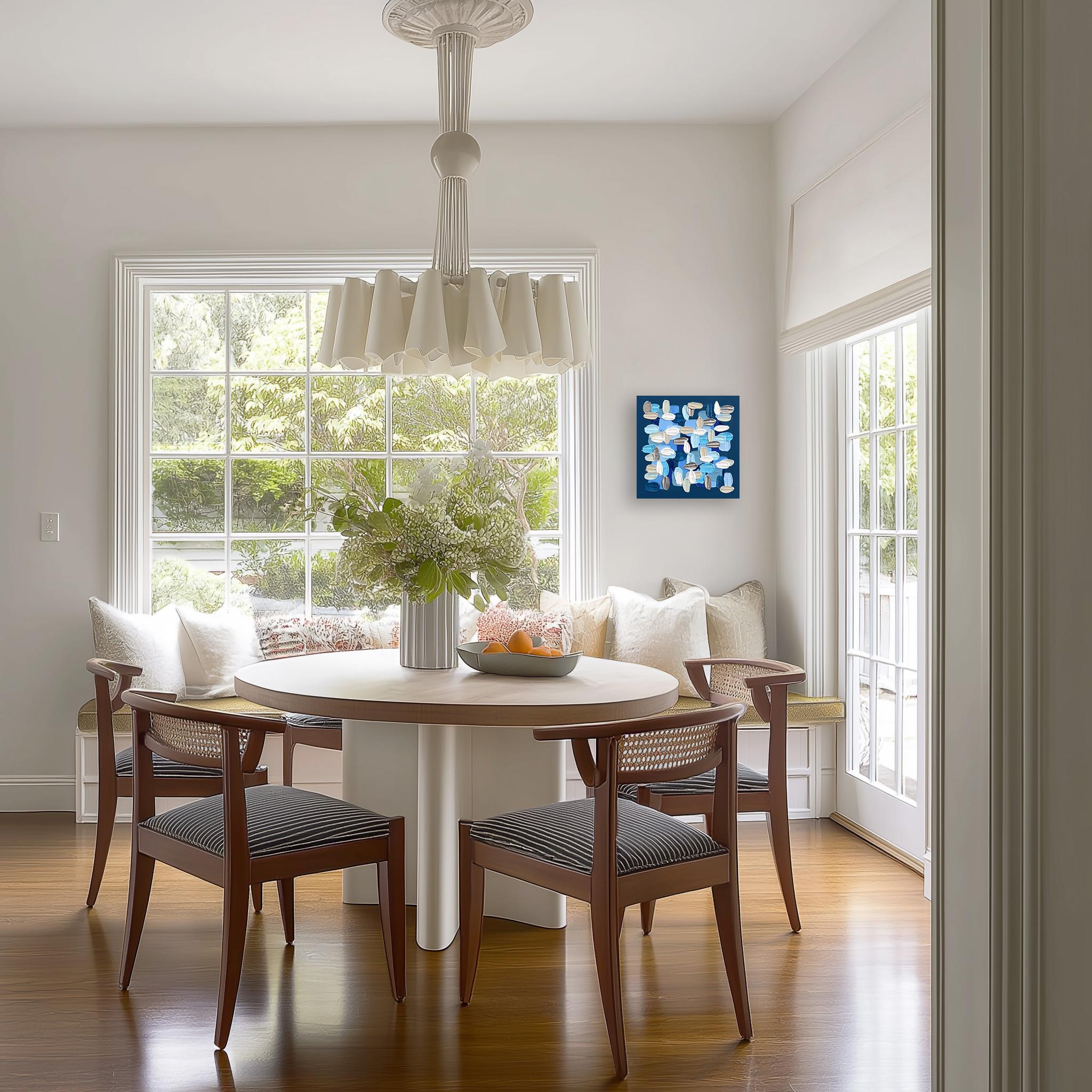 Die abstrakten Kunstwerke der Künstlerin Shiri Phillips sind mit pastos gemalten Strichen in leuchtenden Farben gestaltet. Ihre Bilder sind durch die Schichtung von Acrylfarbe in fließenden Pinselstrichen mit Textur überflutet. Inspiriert von der