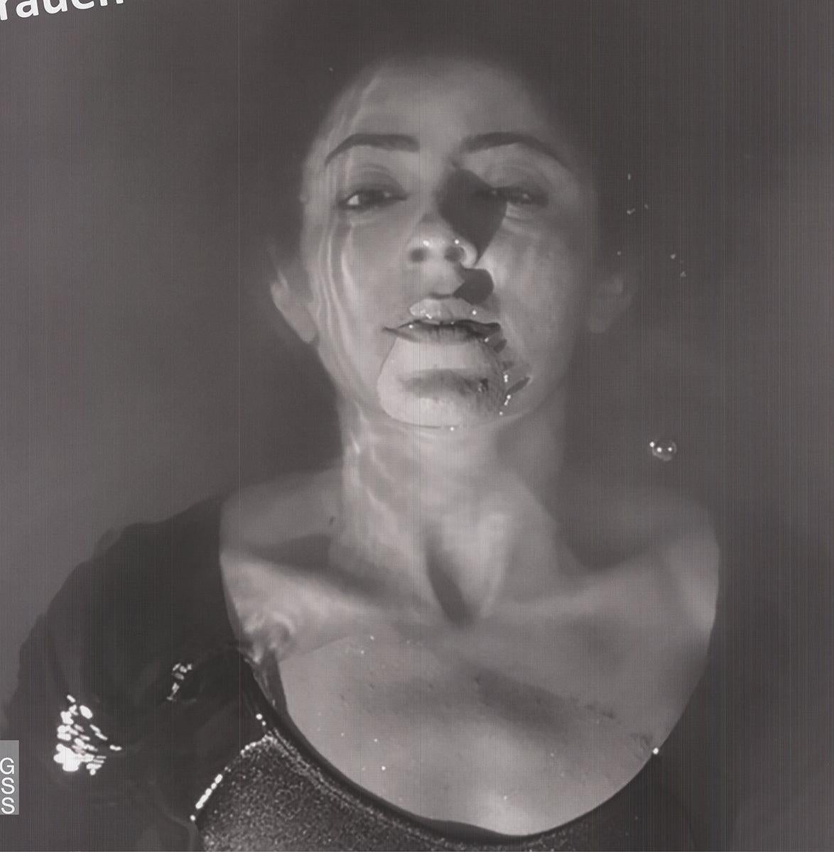 Shirin Neshat 'Frauen in Gesellschaft' 2017- Offset Lithograph For Sale 1