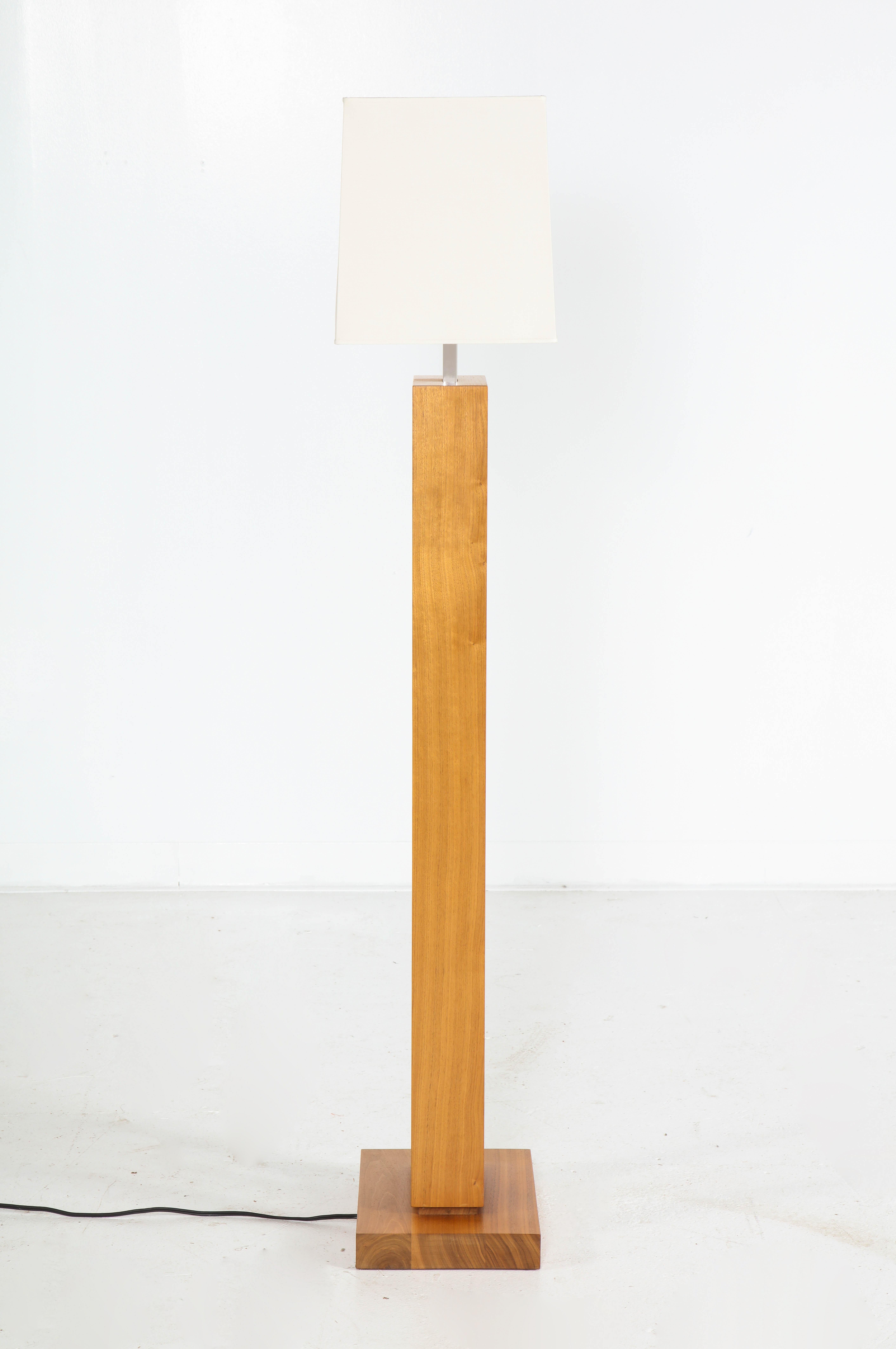 Shirley Floor Lamp Offered by Vladimir Kagan Design Group In Good Condition In Clifton, NJ