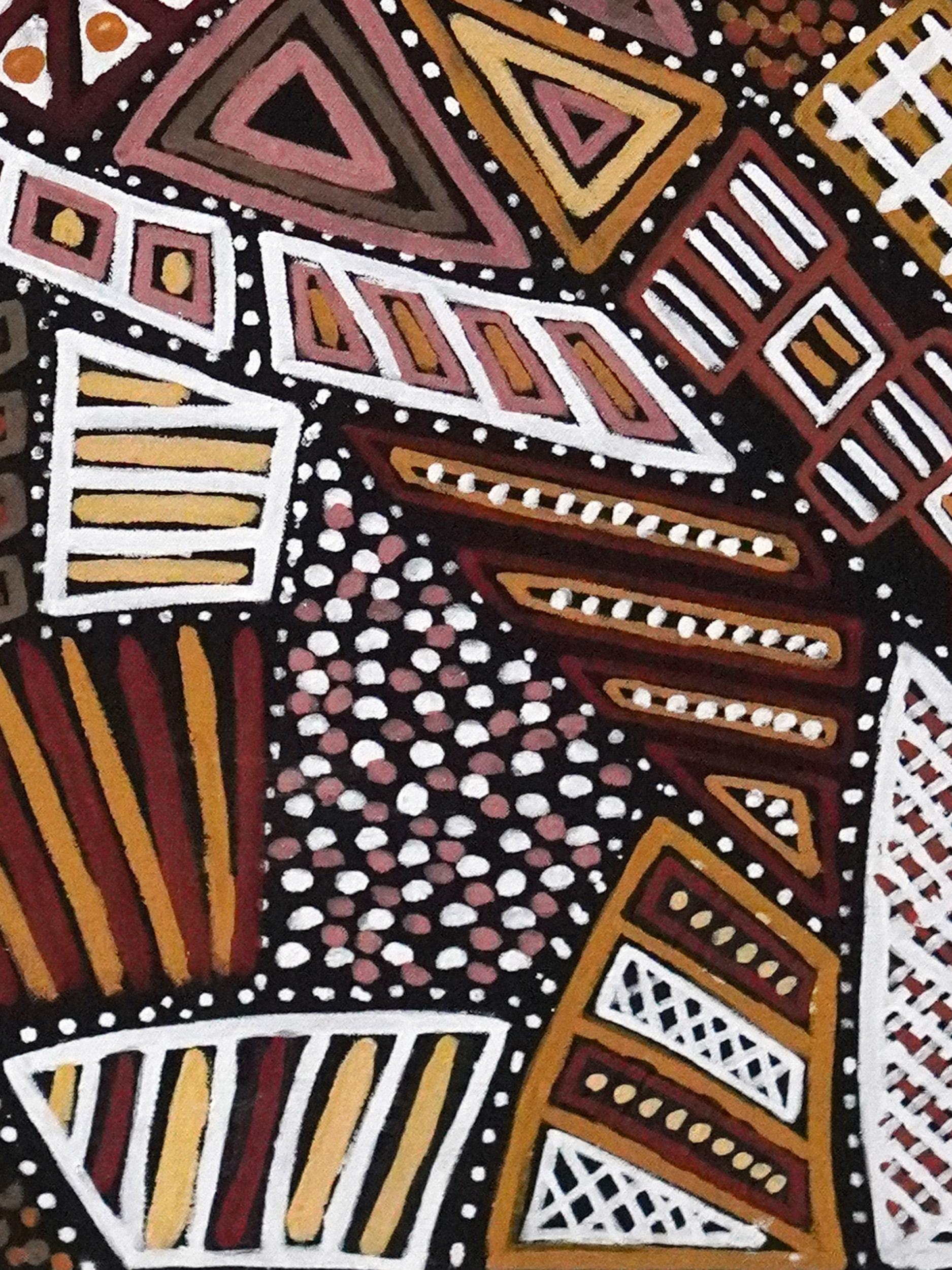 Pupuni Jilamara - Noir Abstract Painting par Shirley Puruntatameri