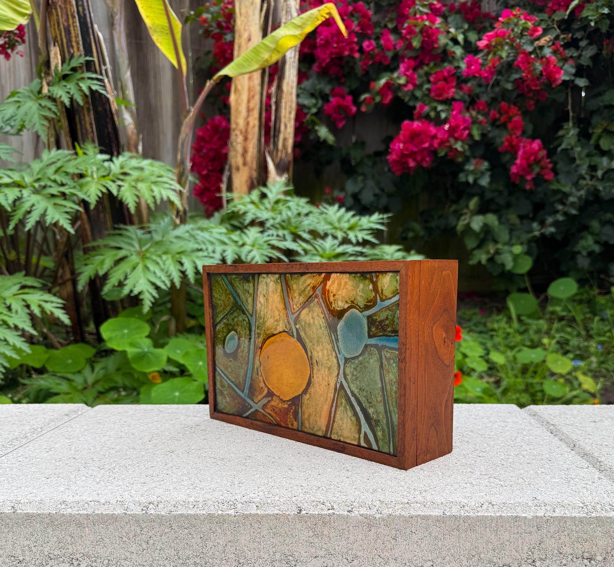 Mid-Century moderno Scatola in noce e smalto Shirley Rosenthal, New York, c.C. 1970 in vendita