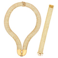Shirley Temple's Gold Necklace and Bracelet Suite