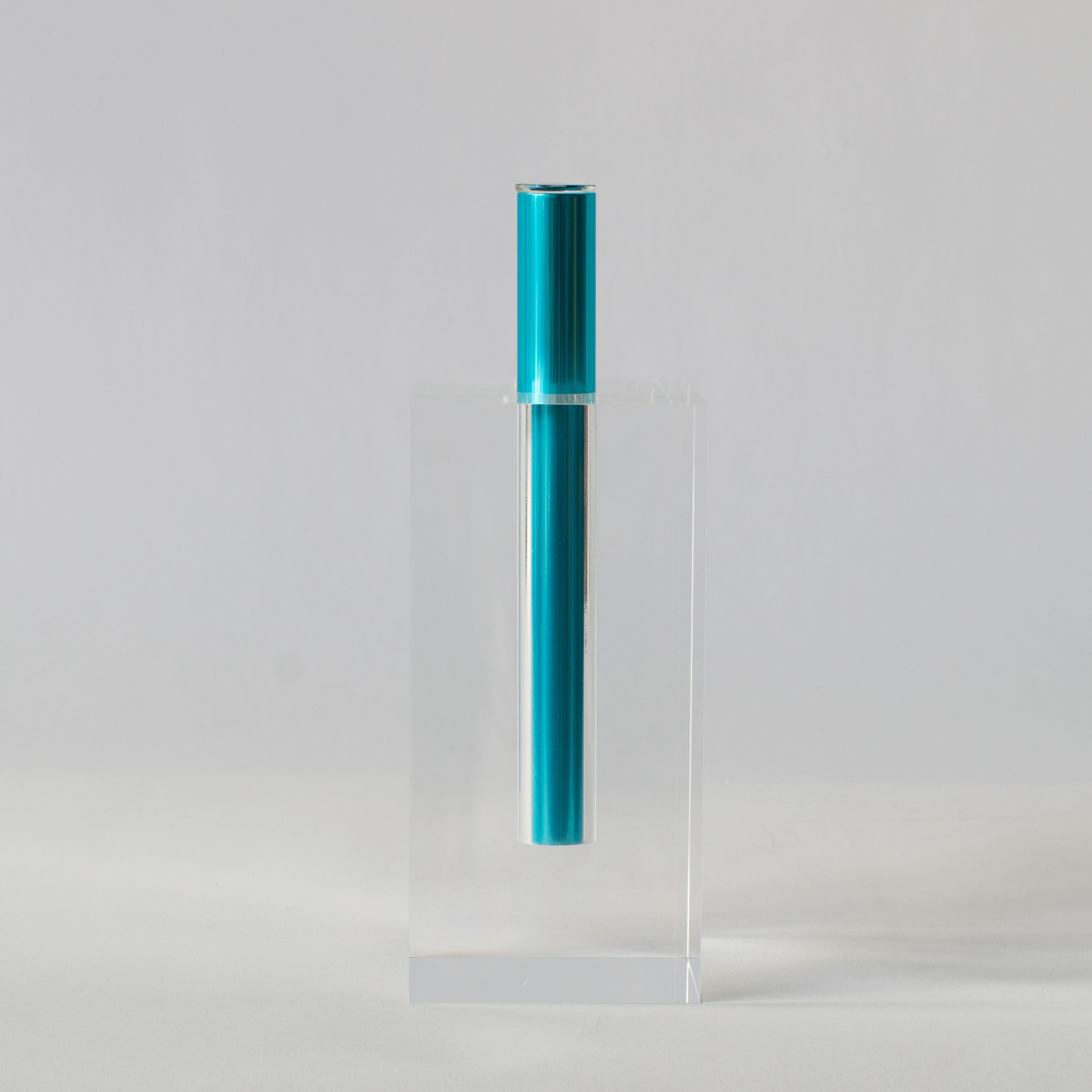 Giapponese Vaso in acrilico Shiro Kuramata Blu in vendita