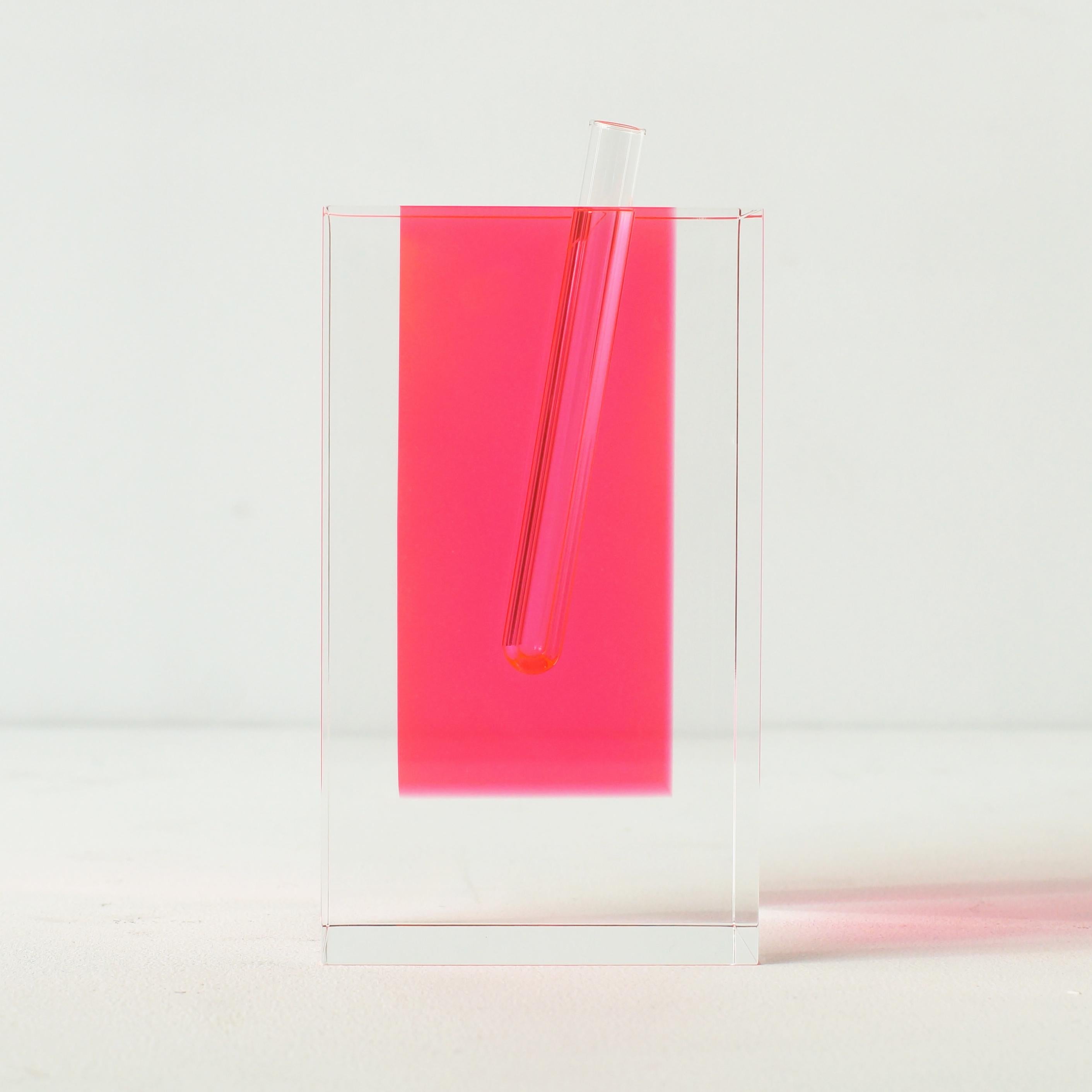 Shiro Kuramata's acrylic flower vase. Small model. Acrylic block which pink is inside and glass tube.
 