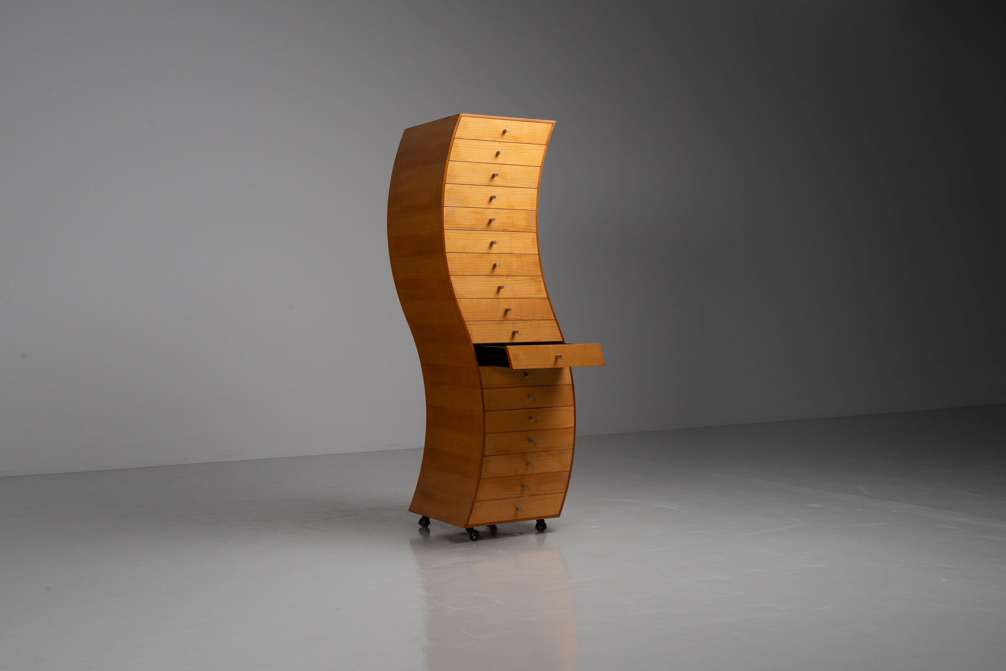 Shiro Kuramata Side 1 Schubladenschrank Cappellini Italien 1989 (Ende des 20. Jahrhunderts)