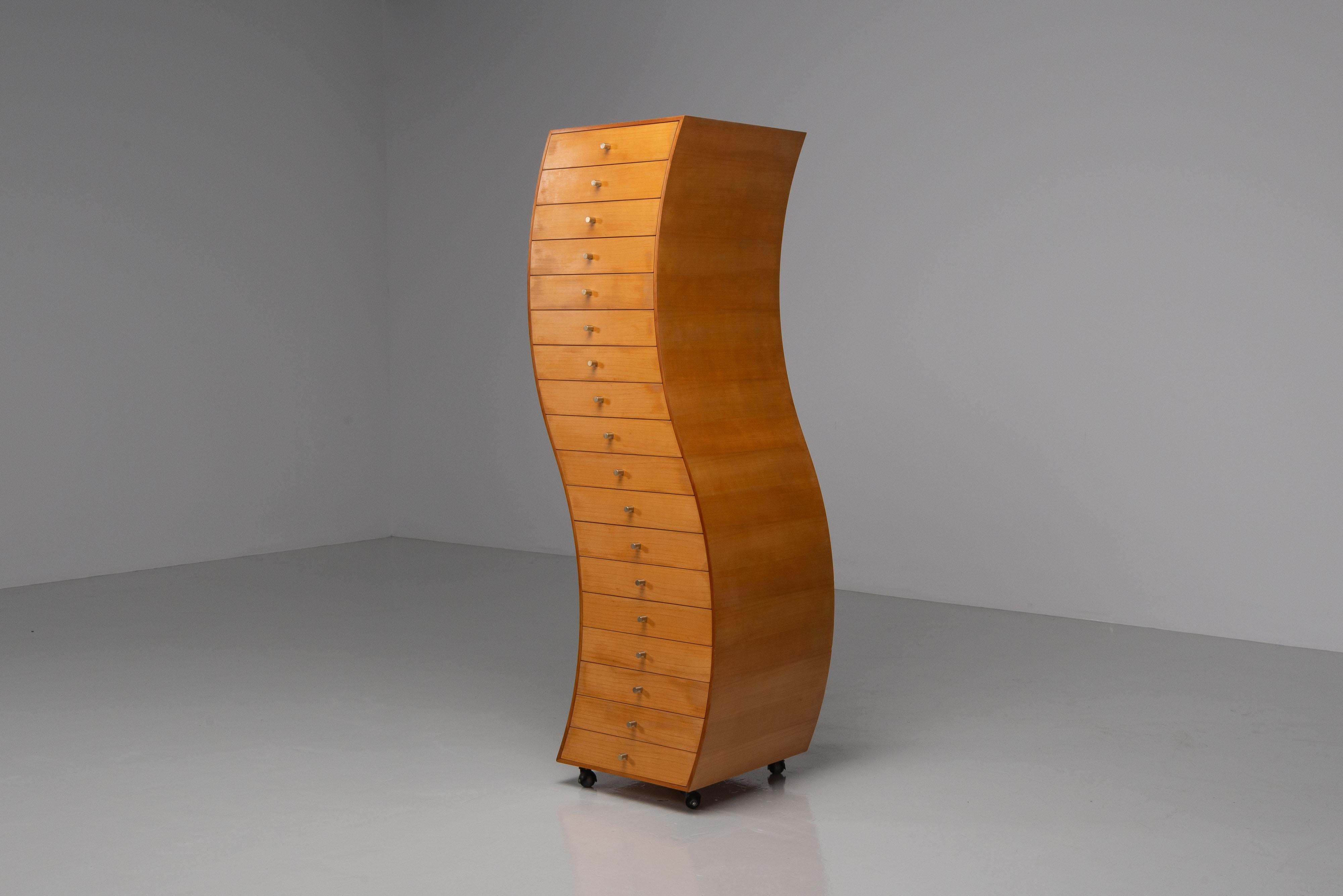 Shiro Kuramata Side 1 Schubladenschrank Cappellini Italien 1989 (Kirsche)