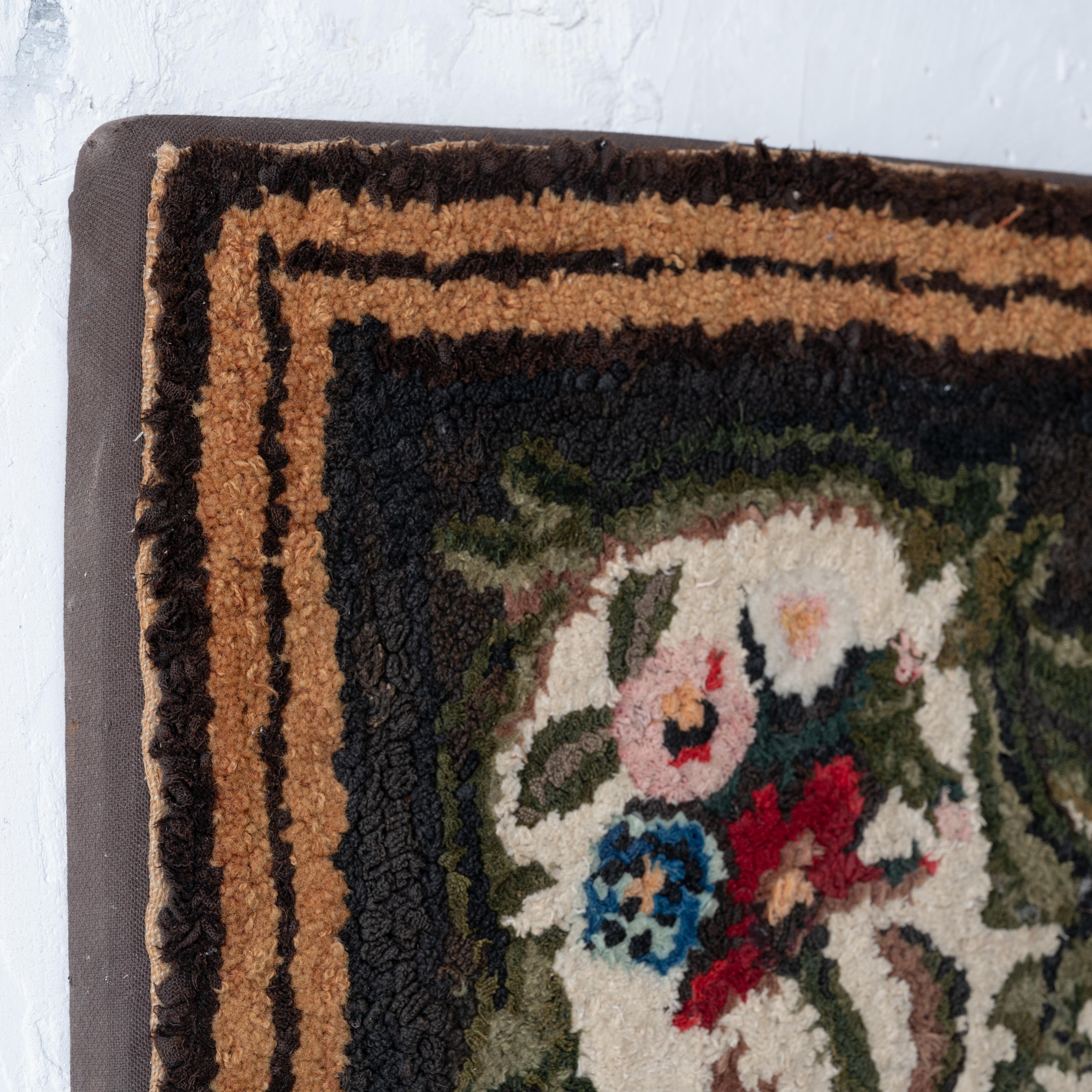 Shirred Rug, c.1850 For Sale 3