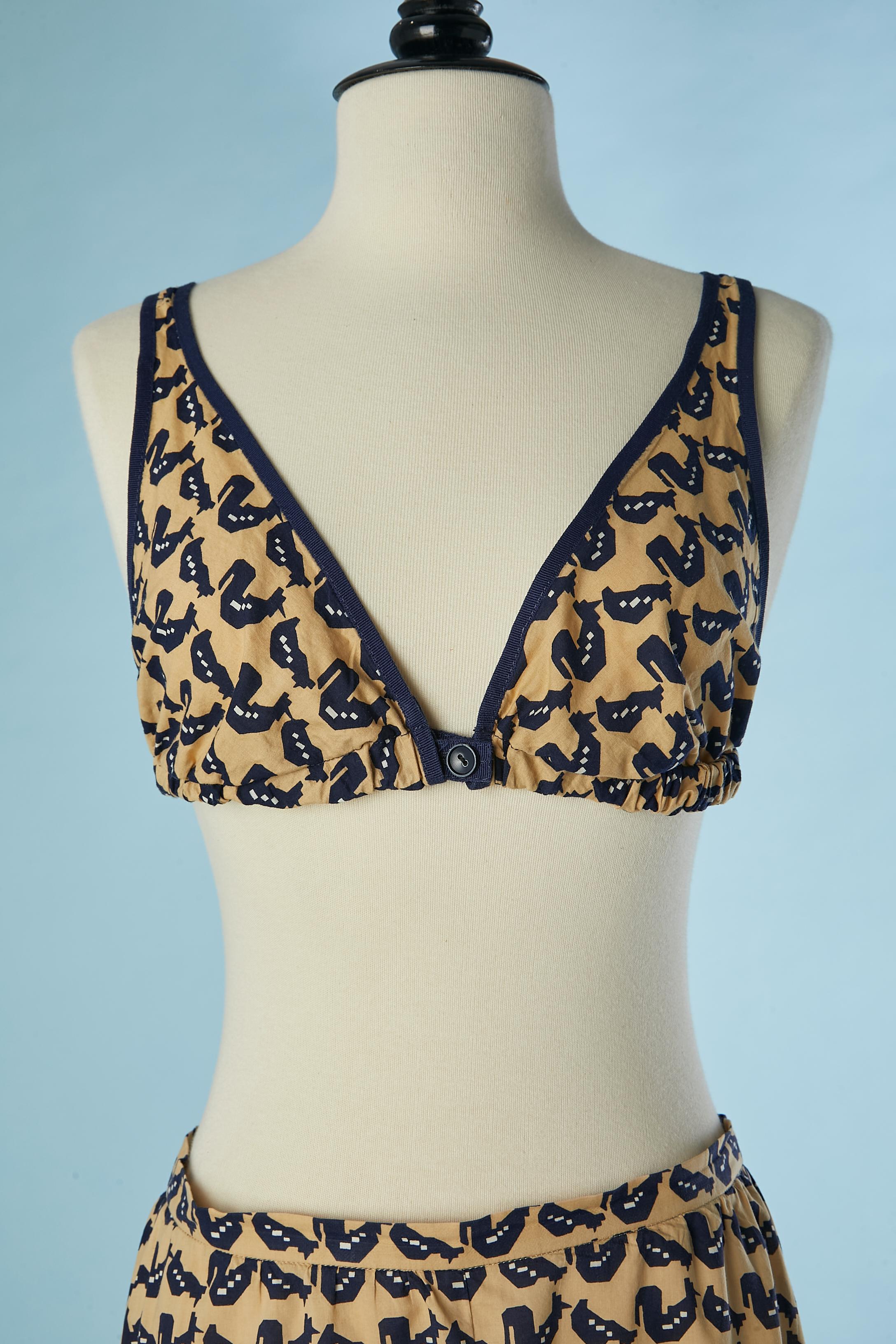 Shirt, bra and skirt ensemble in cotton with chicken print Lanvin Paris 1970's  For Sale 2