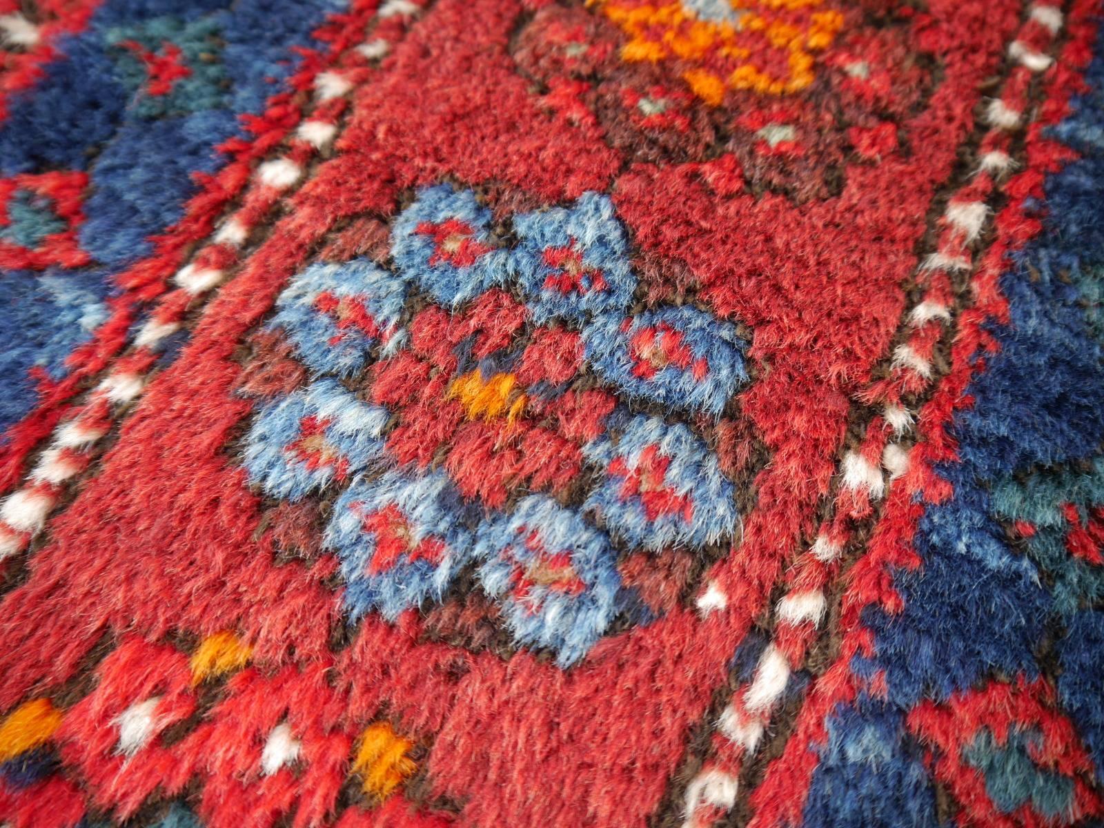 red vintage carpet