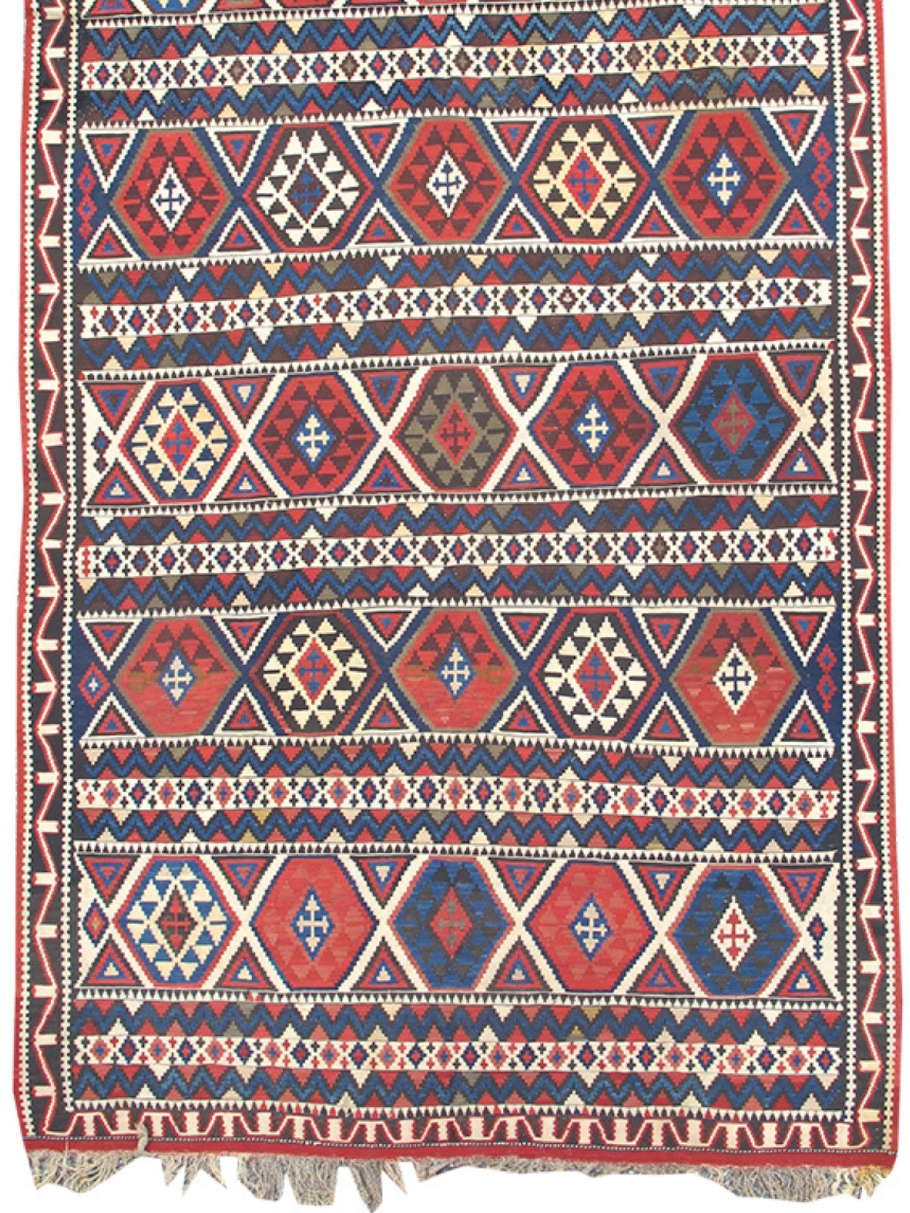 Caucasico Kilim di Shirvan, fine del XIX secolo in vendita
