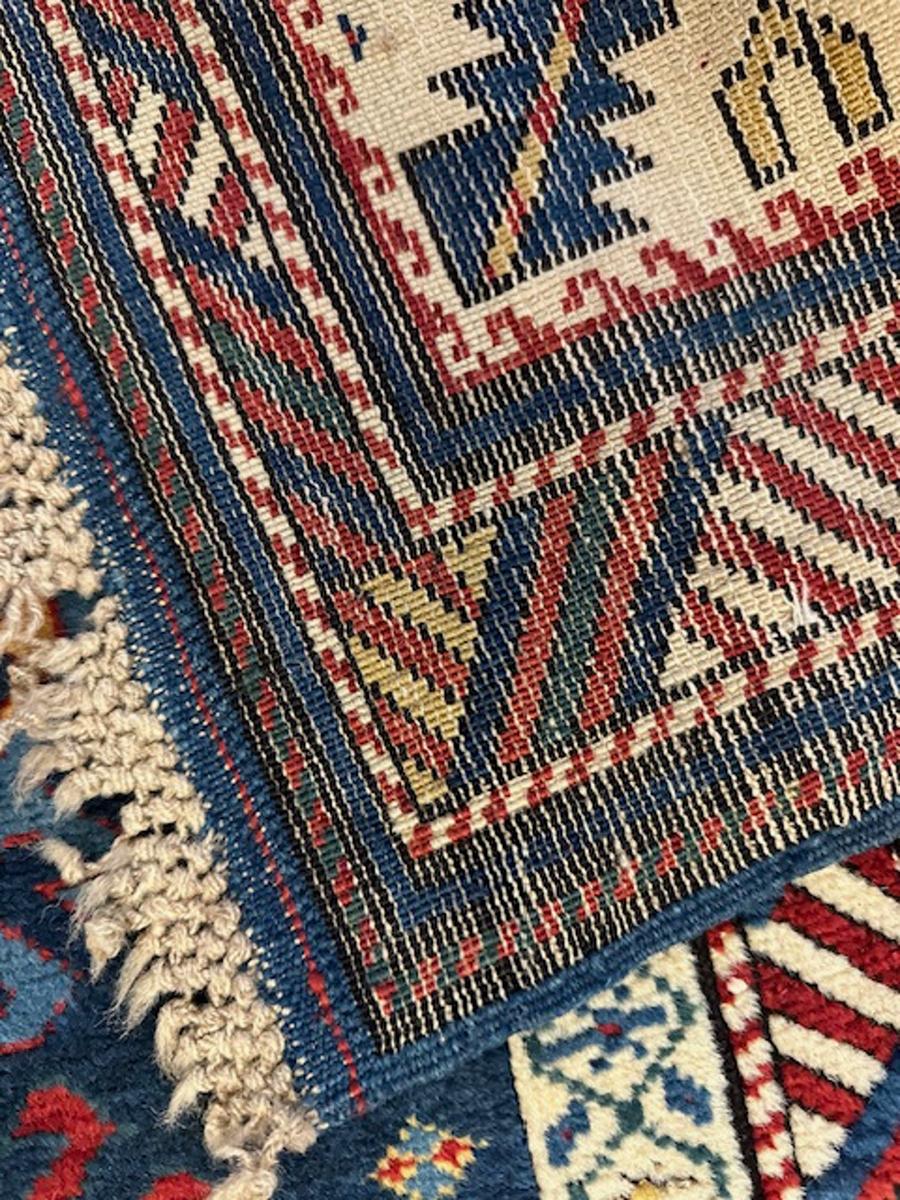Caucasico Shirvan long rug in vendita