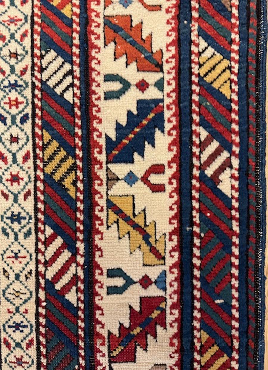 Fine XIX secolo Shirvan long rug in vendita