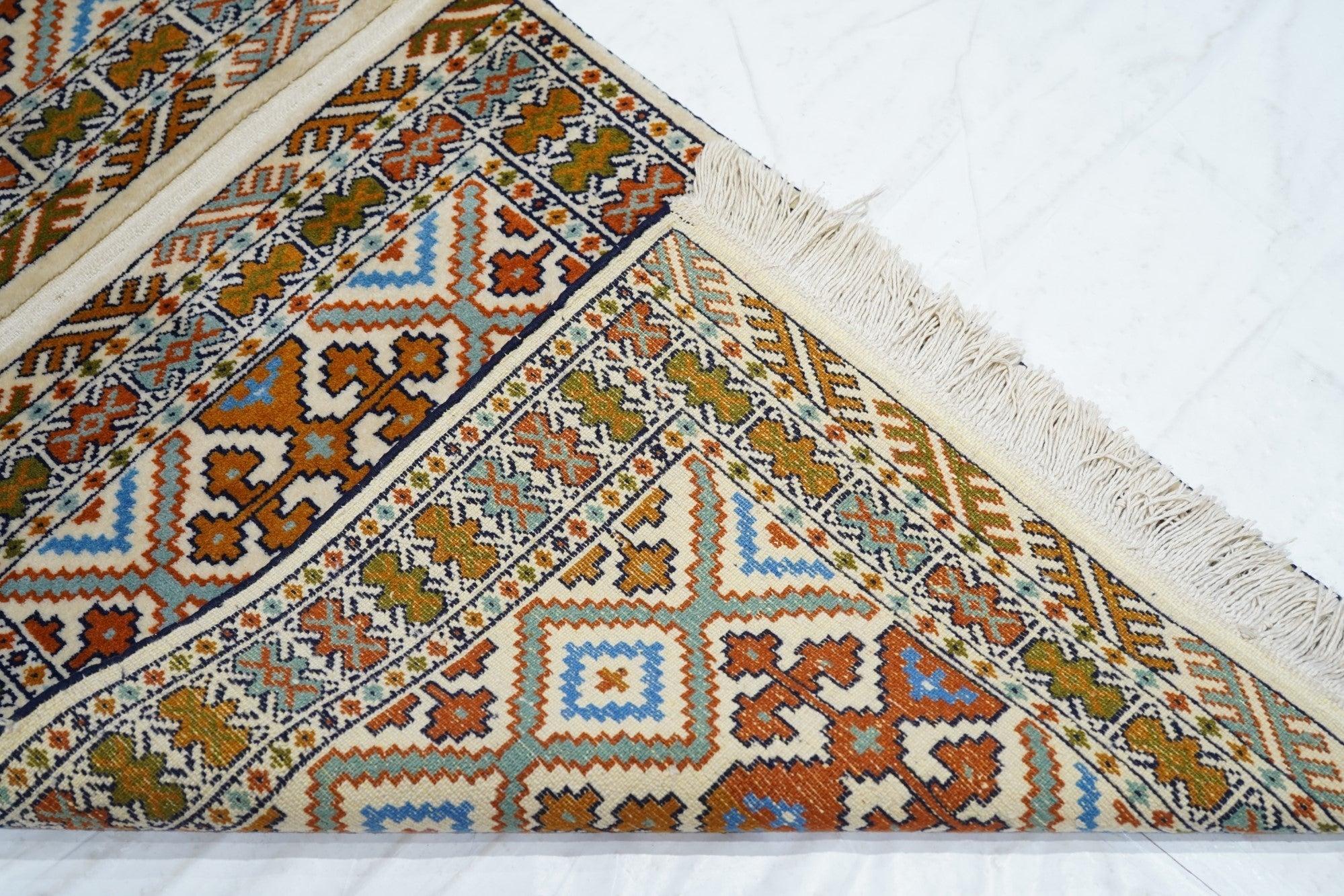 Shirvan Rug 2'3'' x 5'8'' For Sale 5