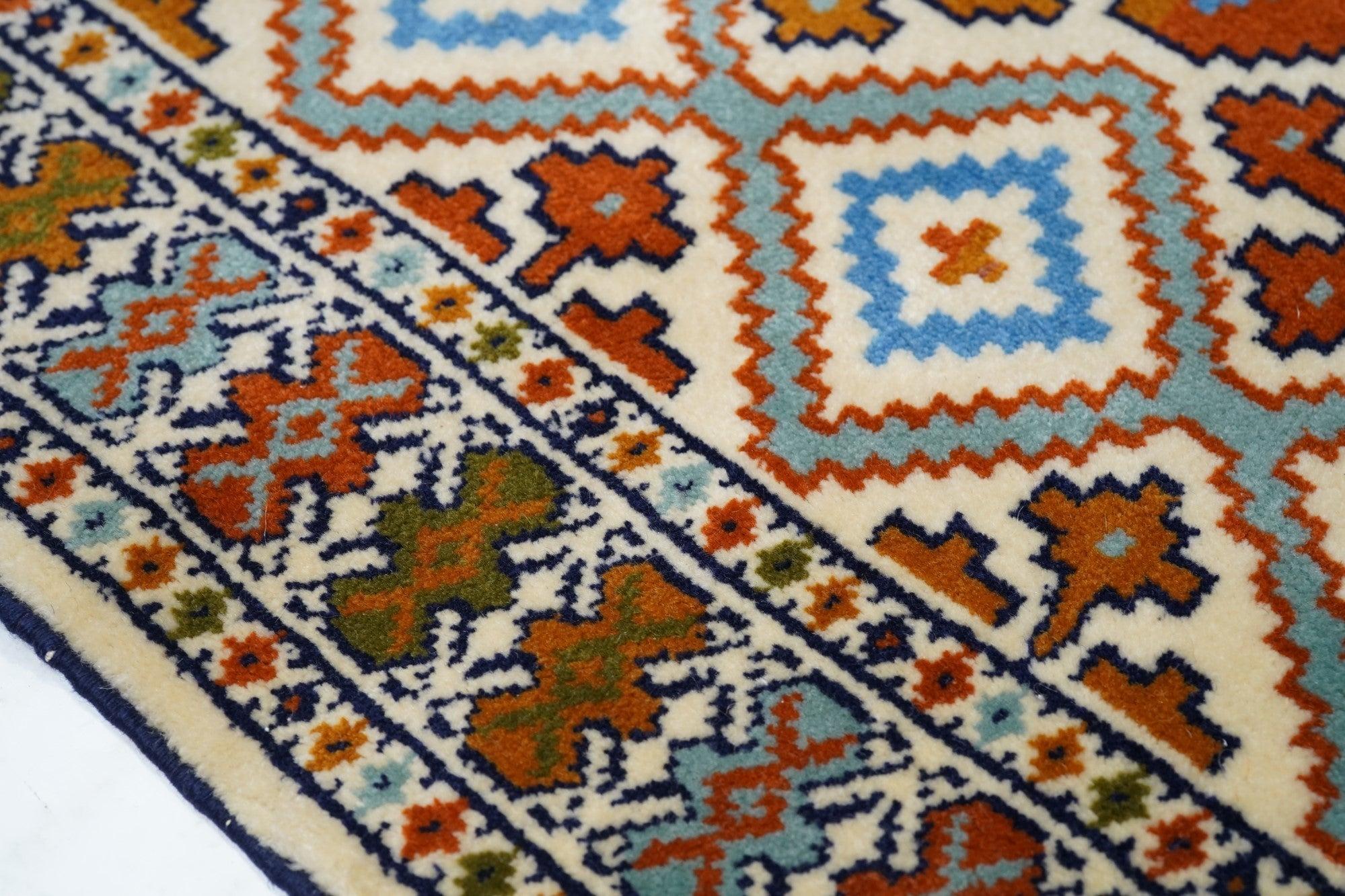 Shirvan Rug 2'3'' x 5'8'' In Excellent Condition For Sale In New York, NY
