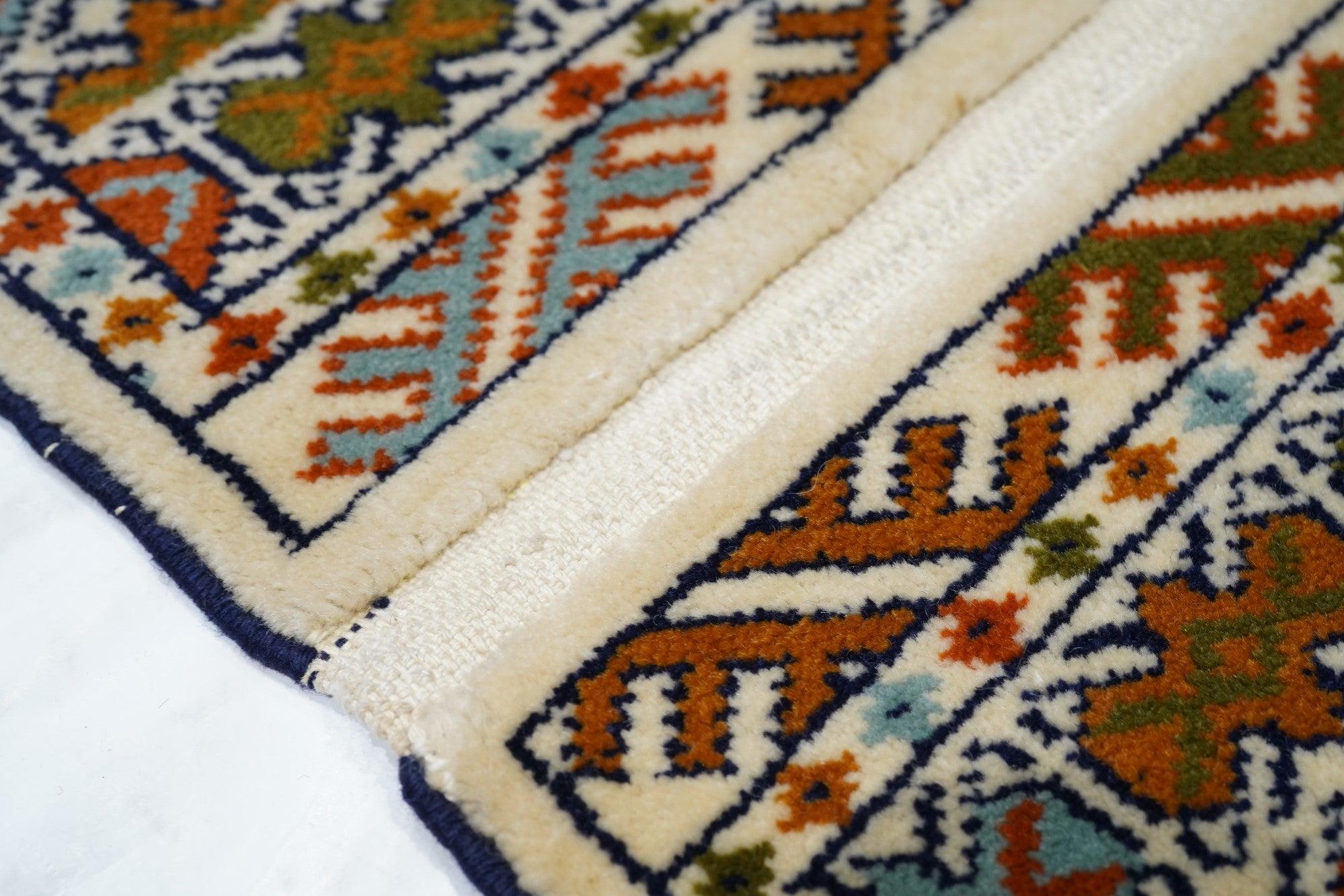 Shirvan Rug 2'3'' x 5'8'' For Sale 3