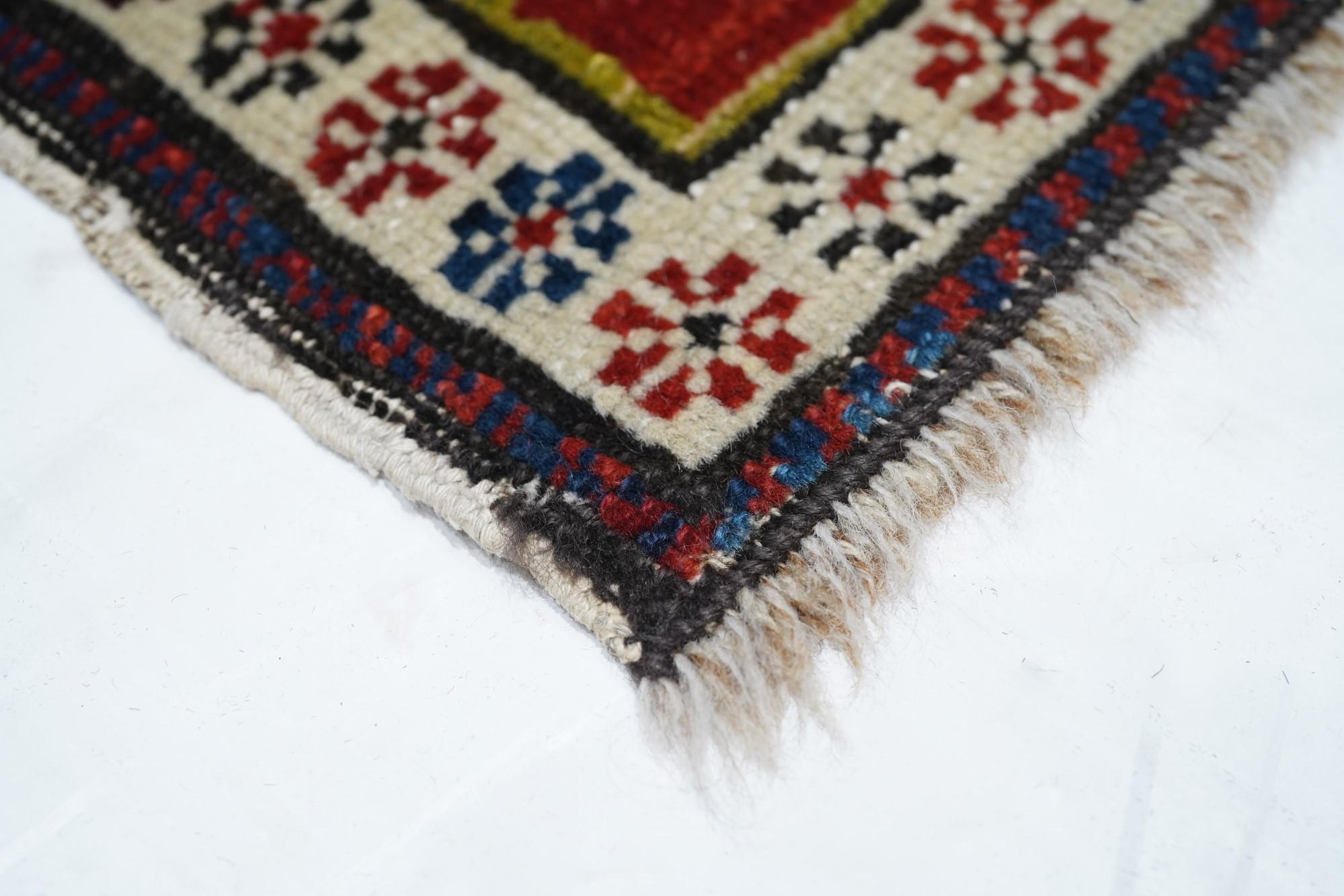 Shirvan Rug In Excellent Condition For Sale In New York, NY