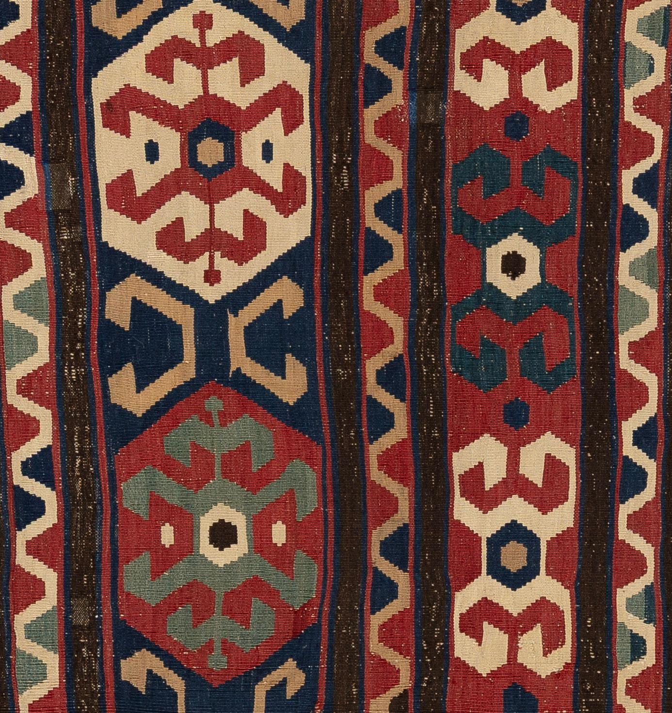 Caucasien Tapis Shirvan en vente
