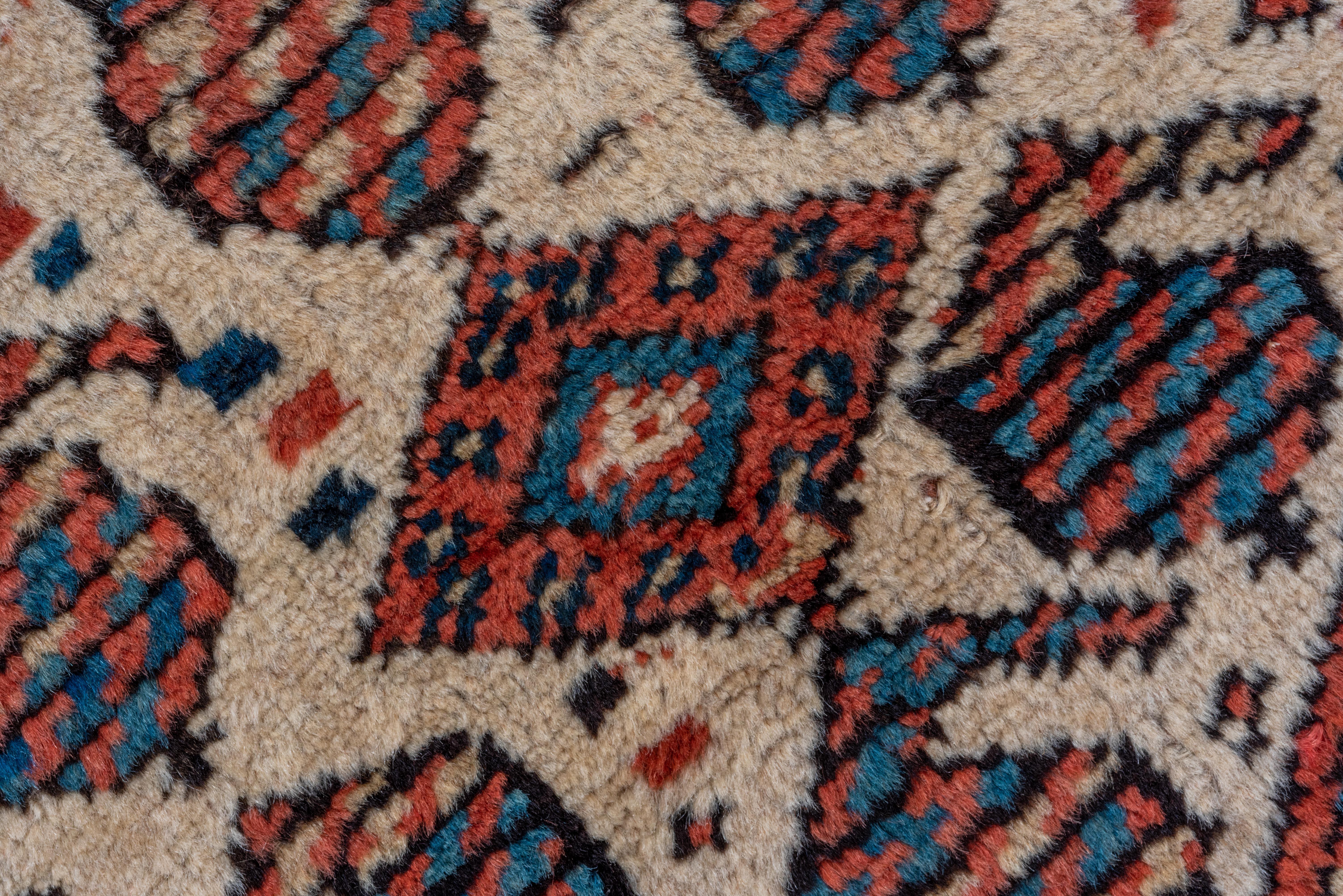 Shirvan Rug – Hexagonal Medallion Pattern in Rich Reds and Blues For Sale 4