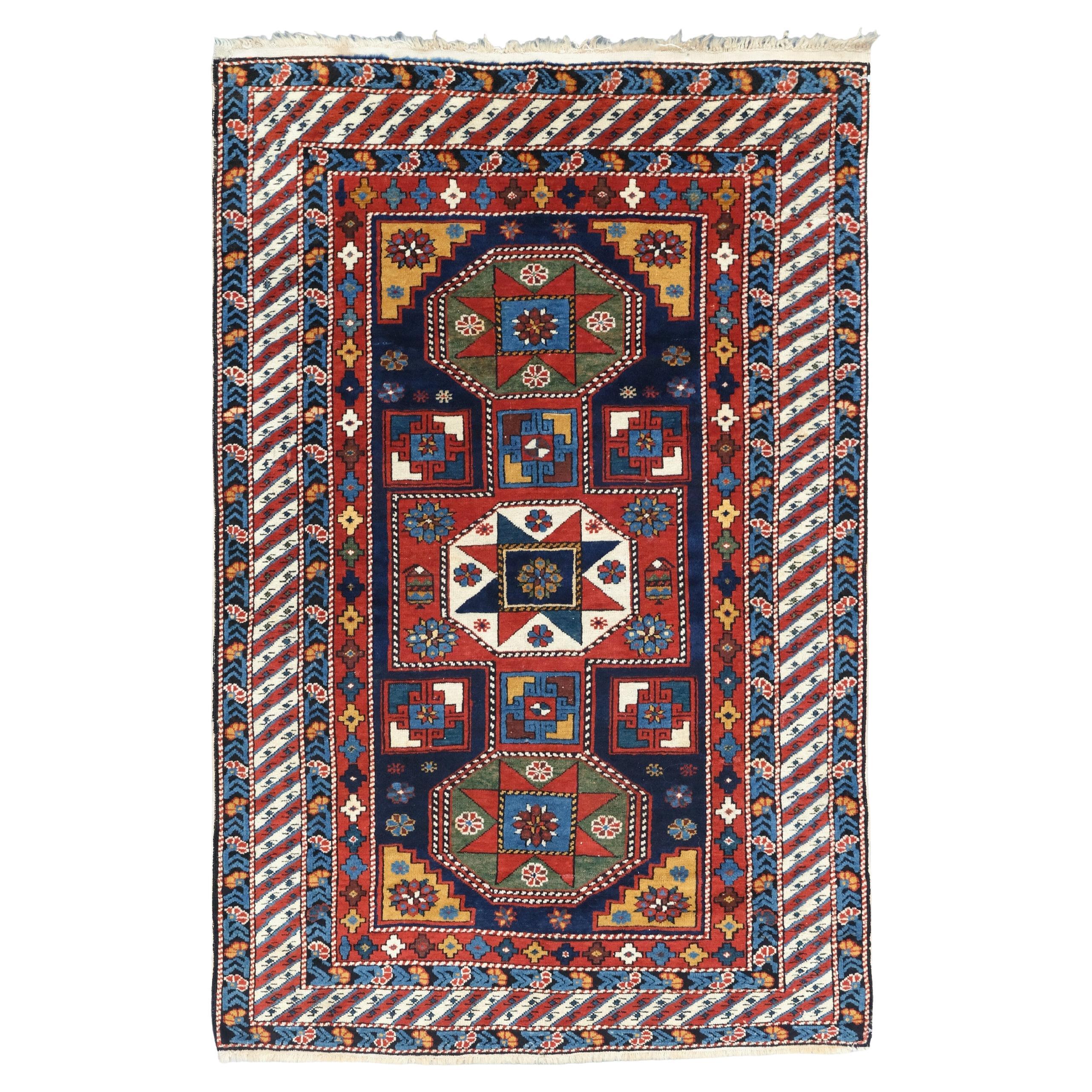 Tapis de Shirvan - Tapis de Shirvan caucasien du milieu du 19e siècle